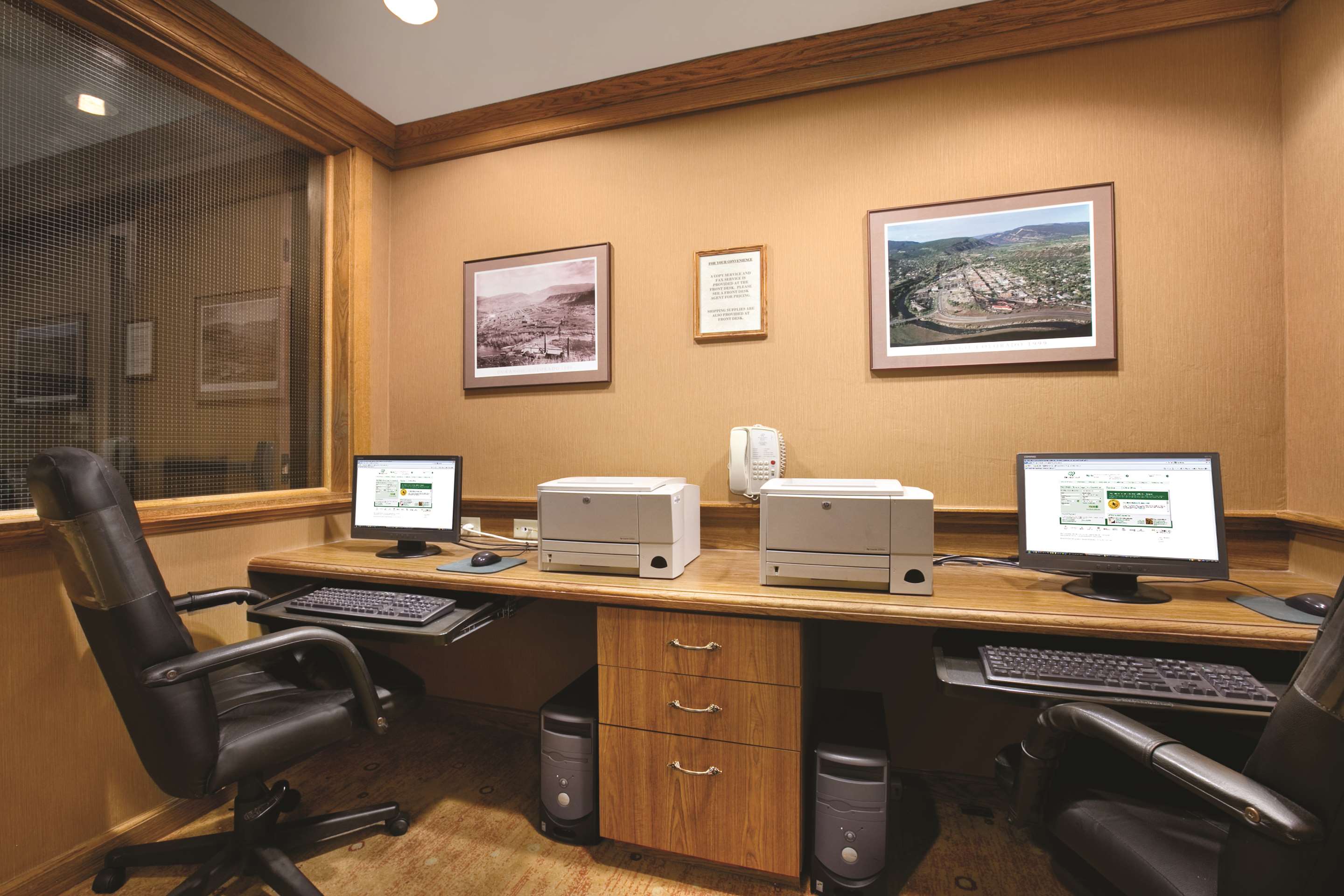 Business Center | DoubleTree by Hilton Durango