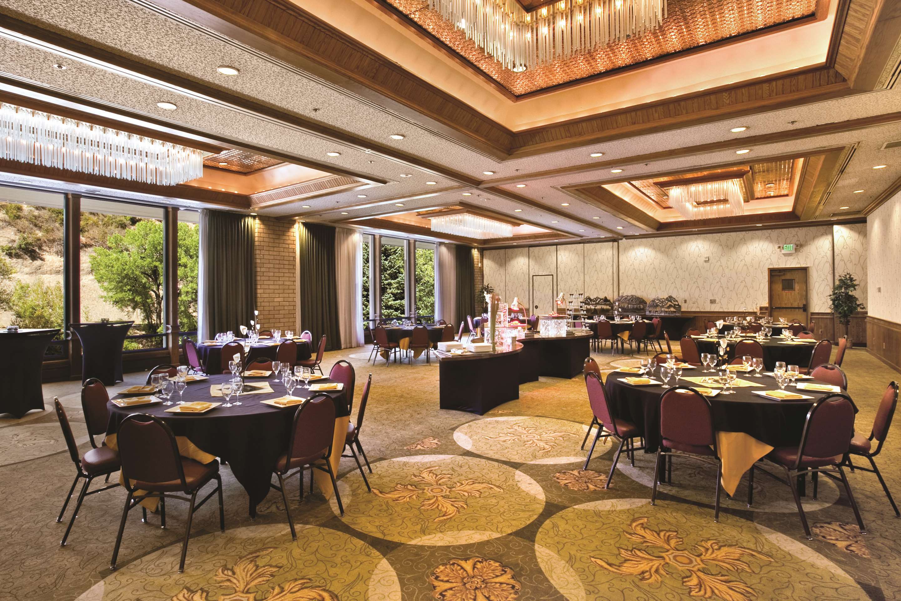 Restaurant | DoubleTree by Hilton Durango