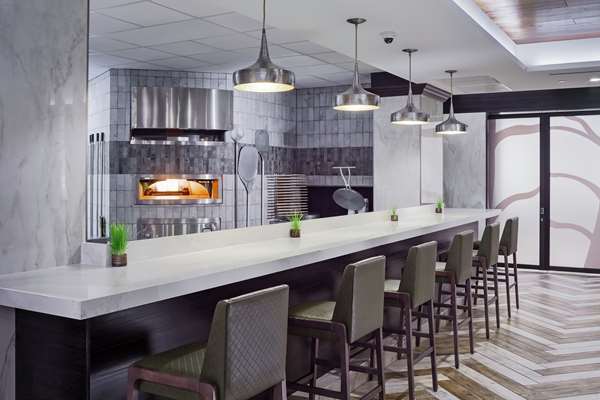 Restaurant - DoubleTree by Hilton Hotel Denver