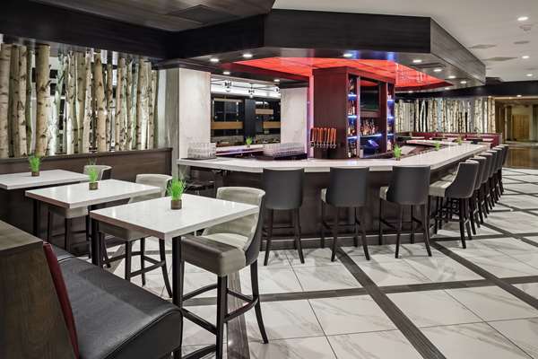 Restaurant - DoubleTree by Hilton Hotel Denver