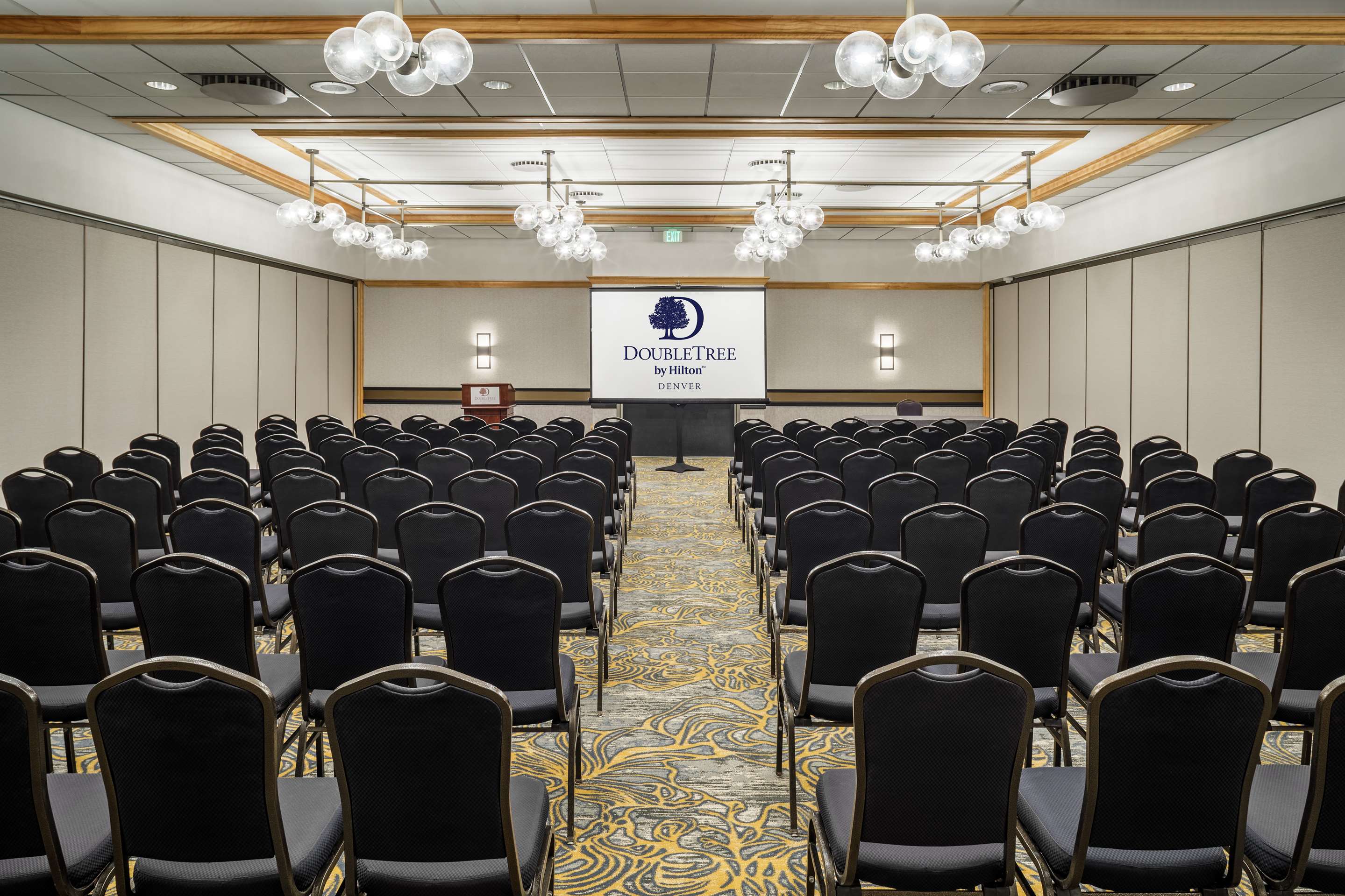 Meeting Room | DoubleTree by Hilton Hotel Denver