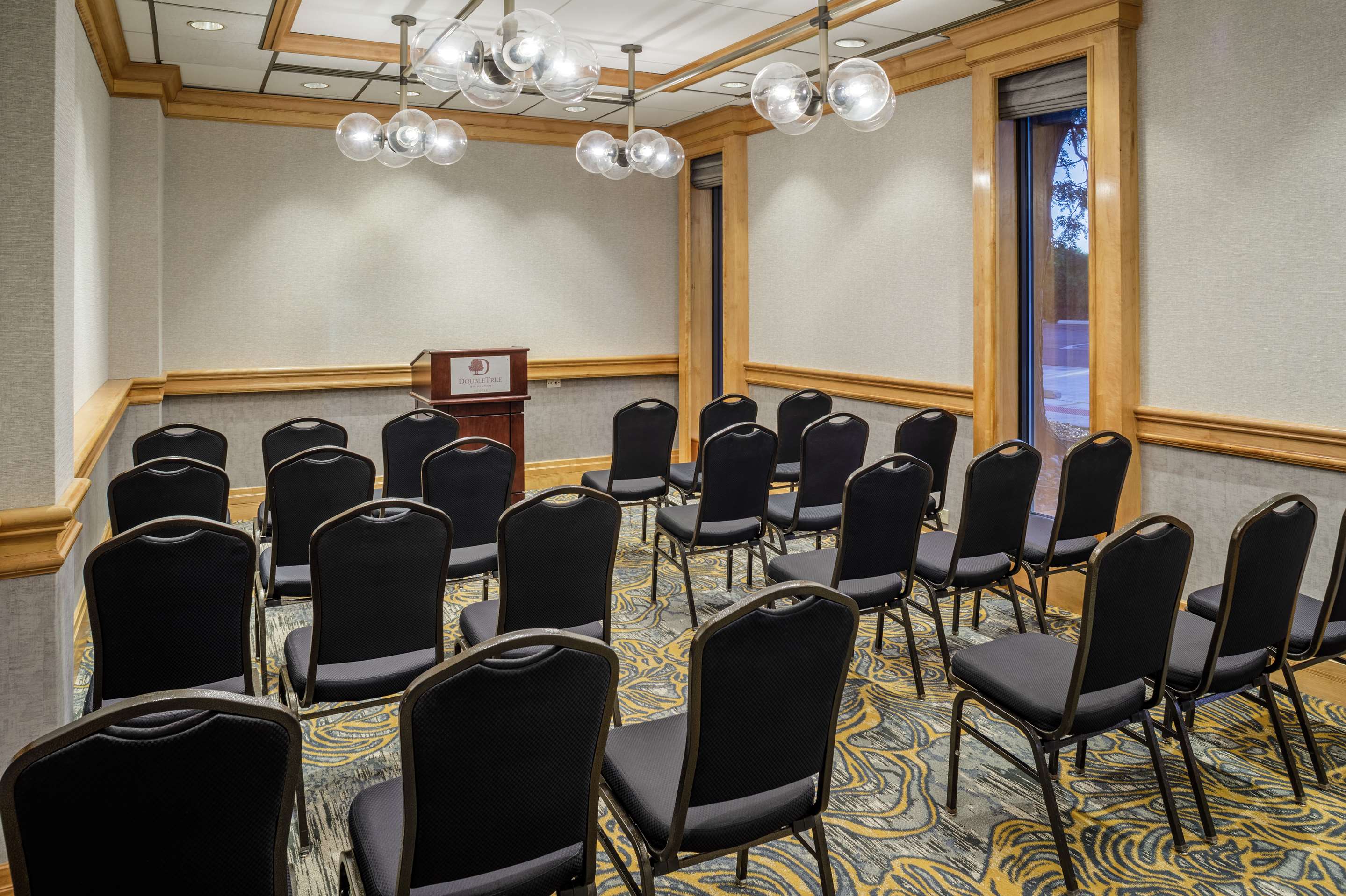 Meeting Room | DoubleTree by Hilton Hotel Denver