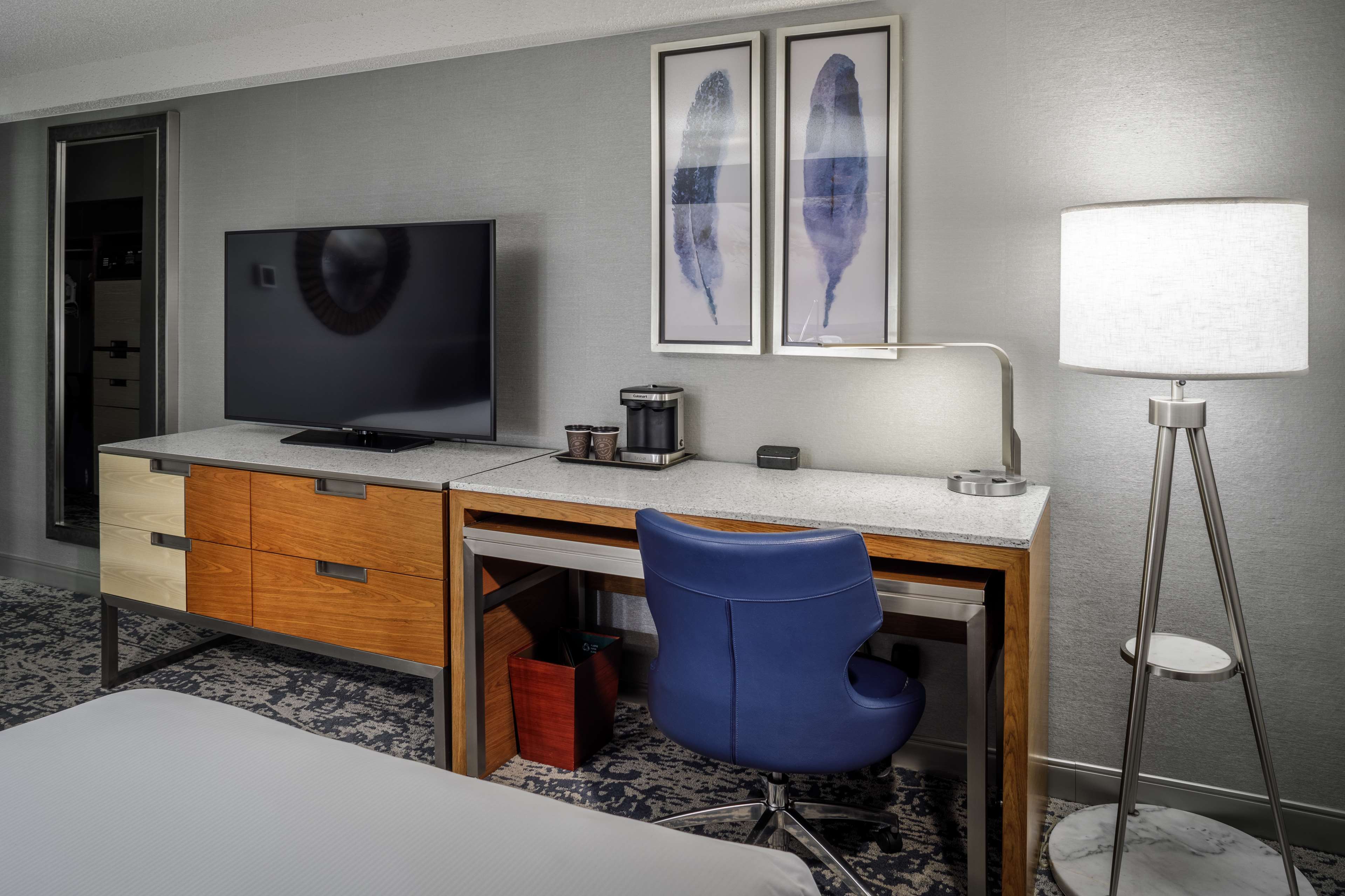 DoubleTree by Hilton Hotel Denver Room Type - 2 DOUBLES MOUNTAIN VIEW