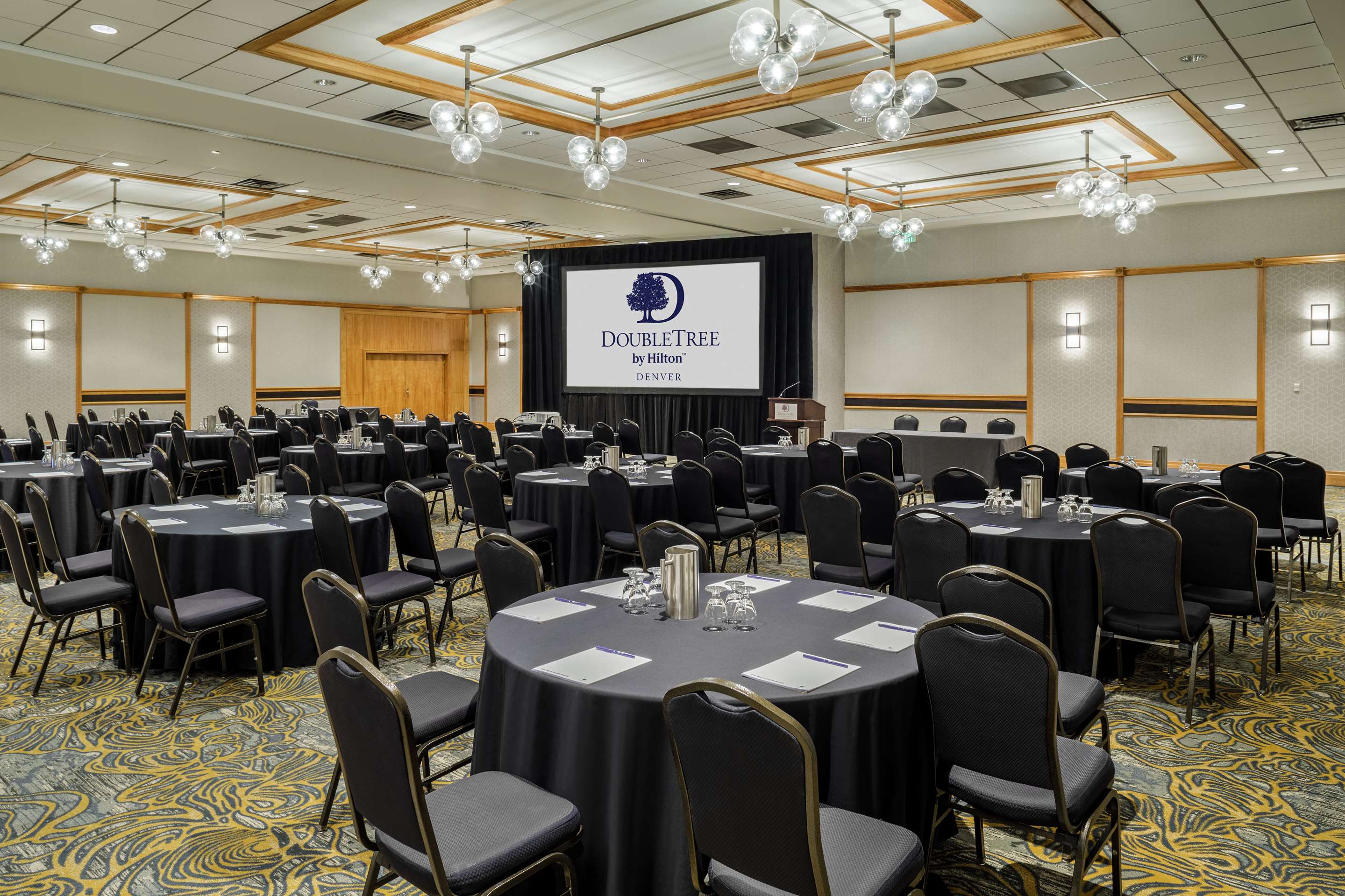 Meeting Room | DoubleTree by Hilton Hotel Denver