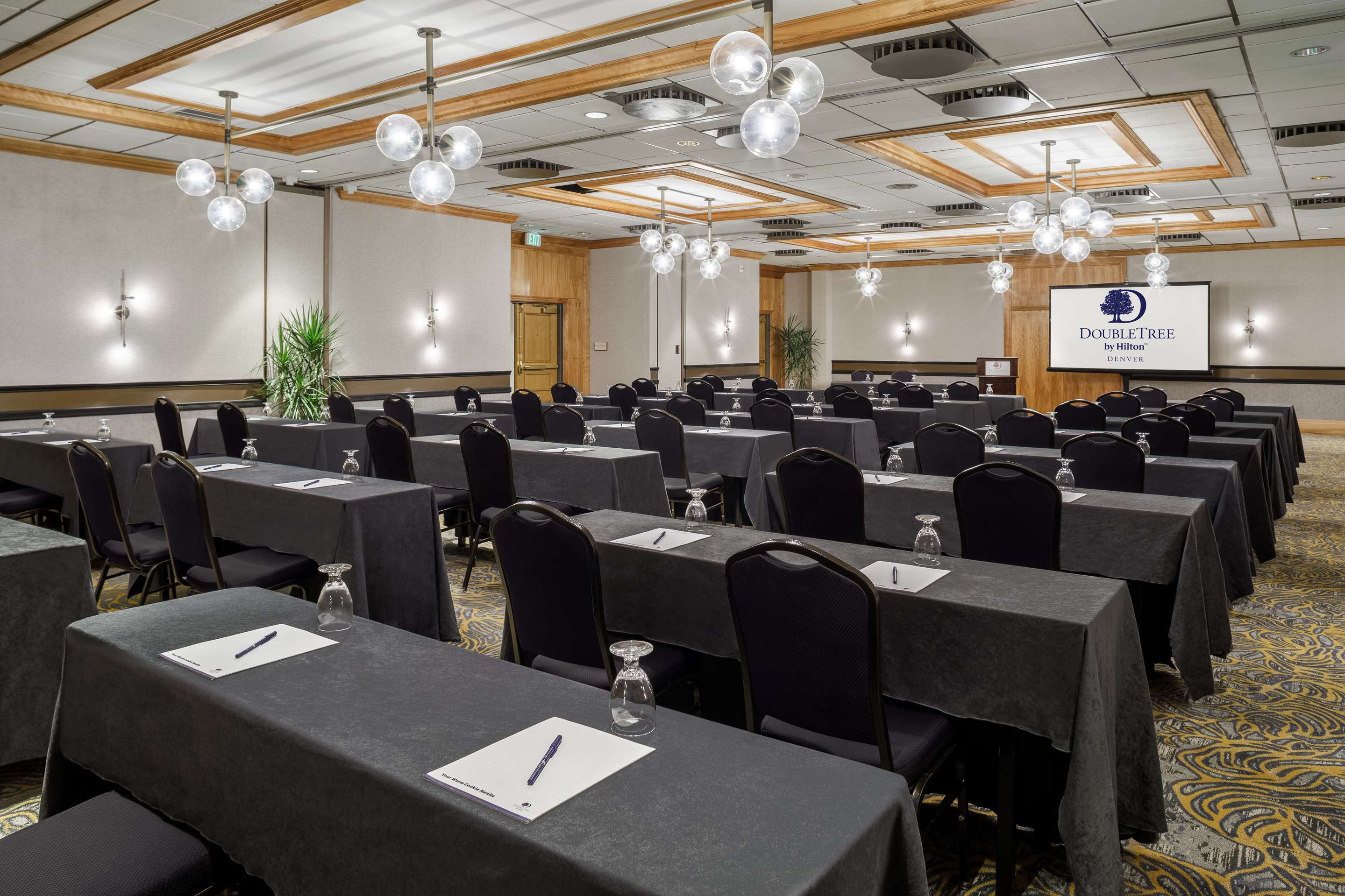 Meeting Room | DoubleTree by Hilton Hotel Denver