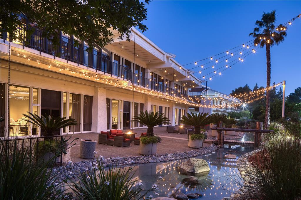 DoubleTree by Hilton Sacramento