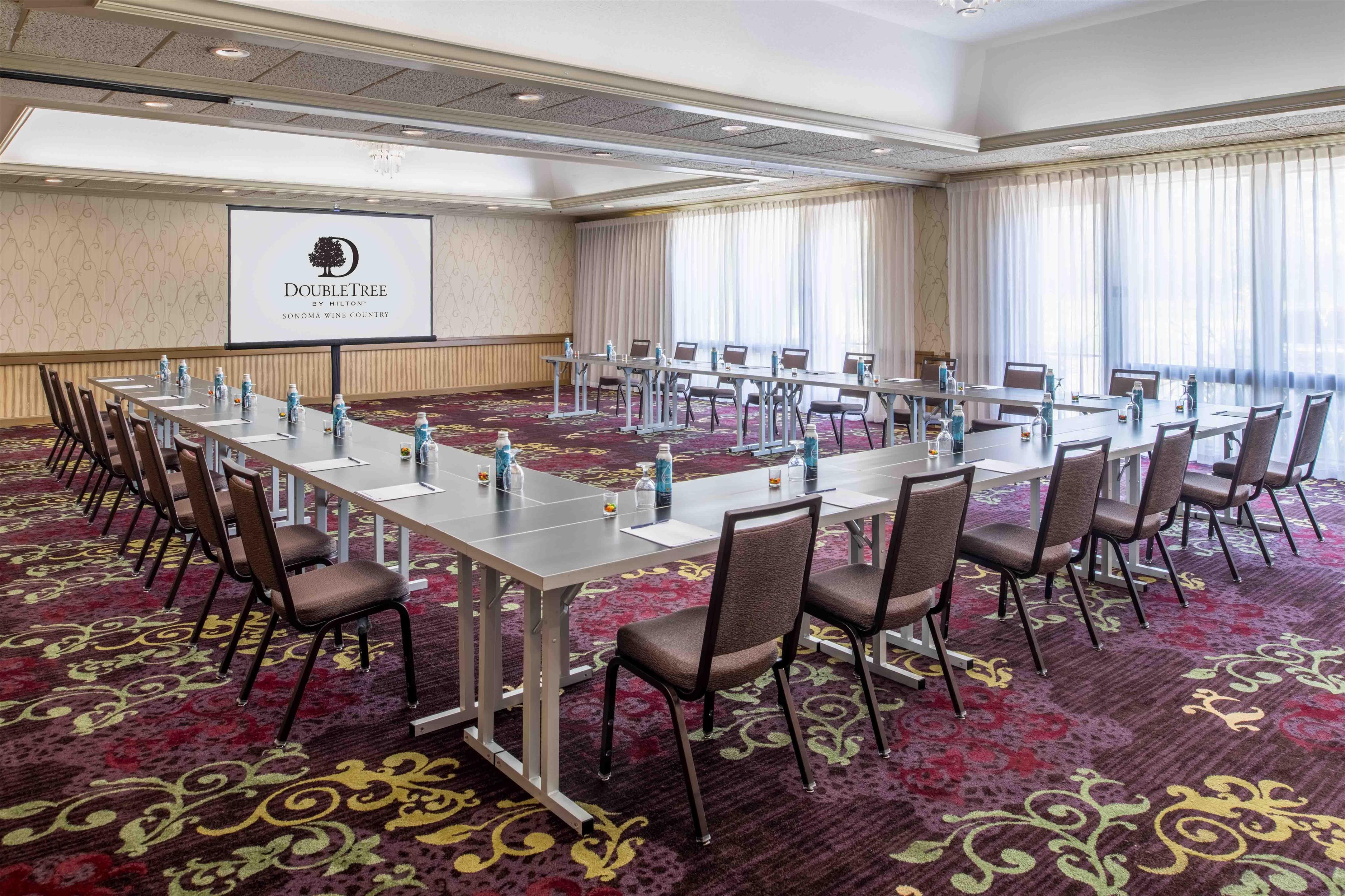 Meeting Room | DoubleTree by Hilton Sonoma - Wine Country