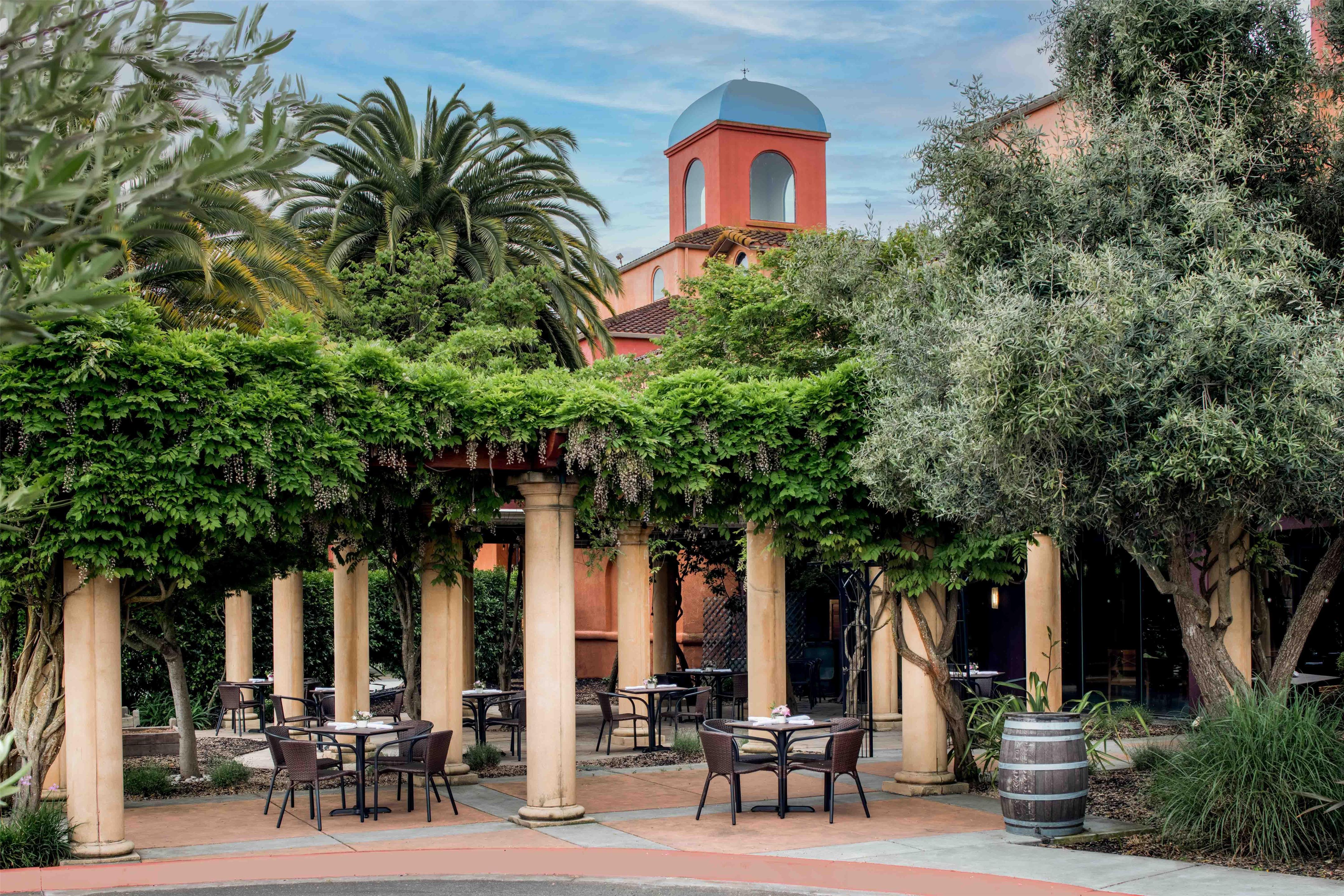 Restaurant | DoubleTree by Hilton Sonoma - Wine Country