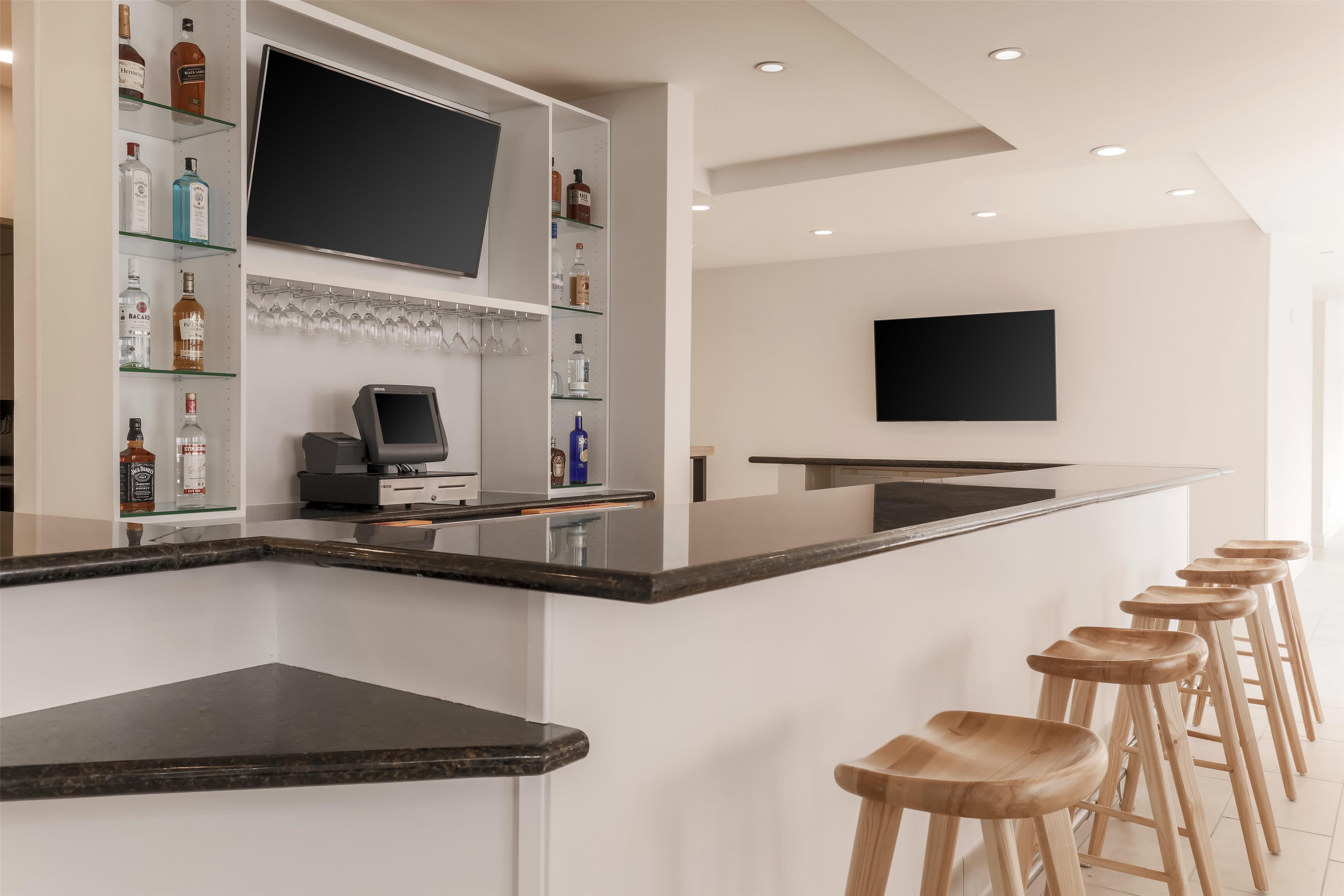 BarLounge | Hilton Garden Inn Reno