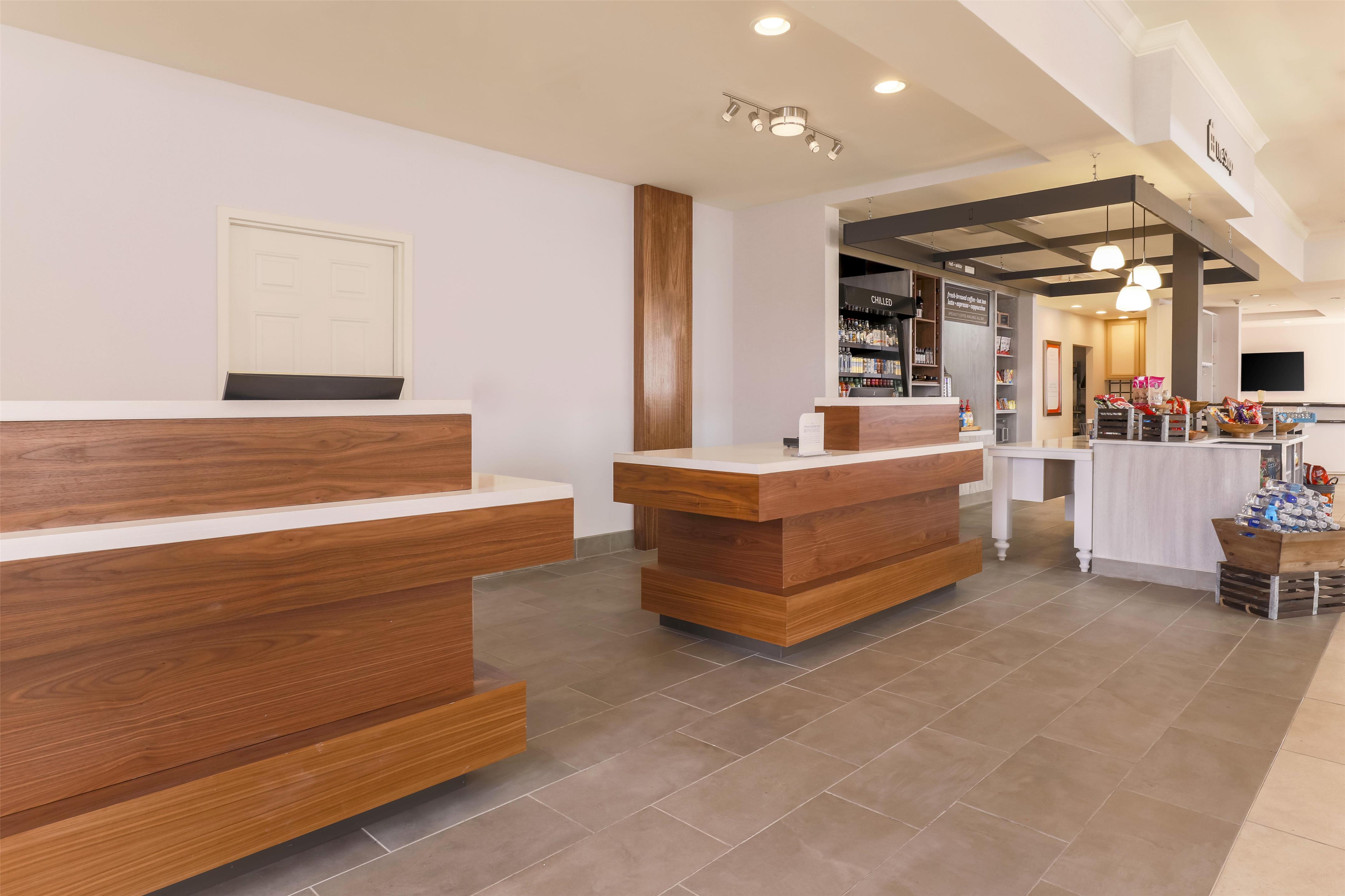 Reception | Hilton Garden Inn Reno
