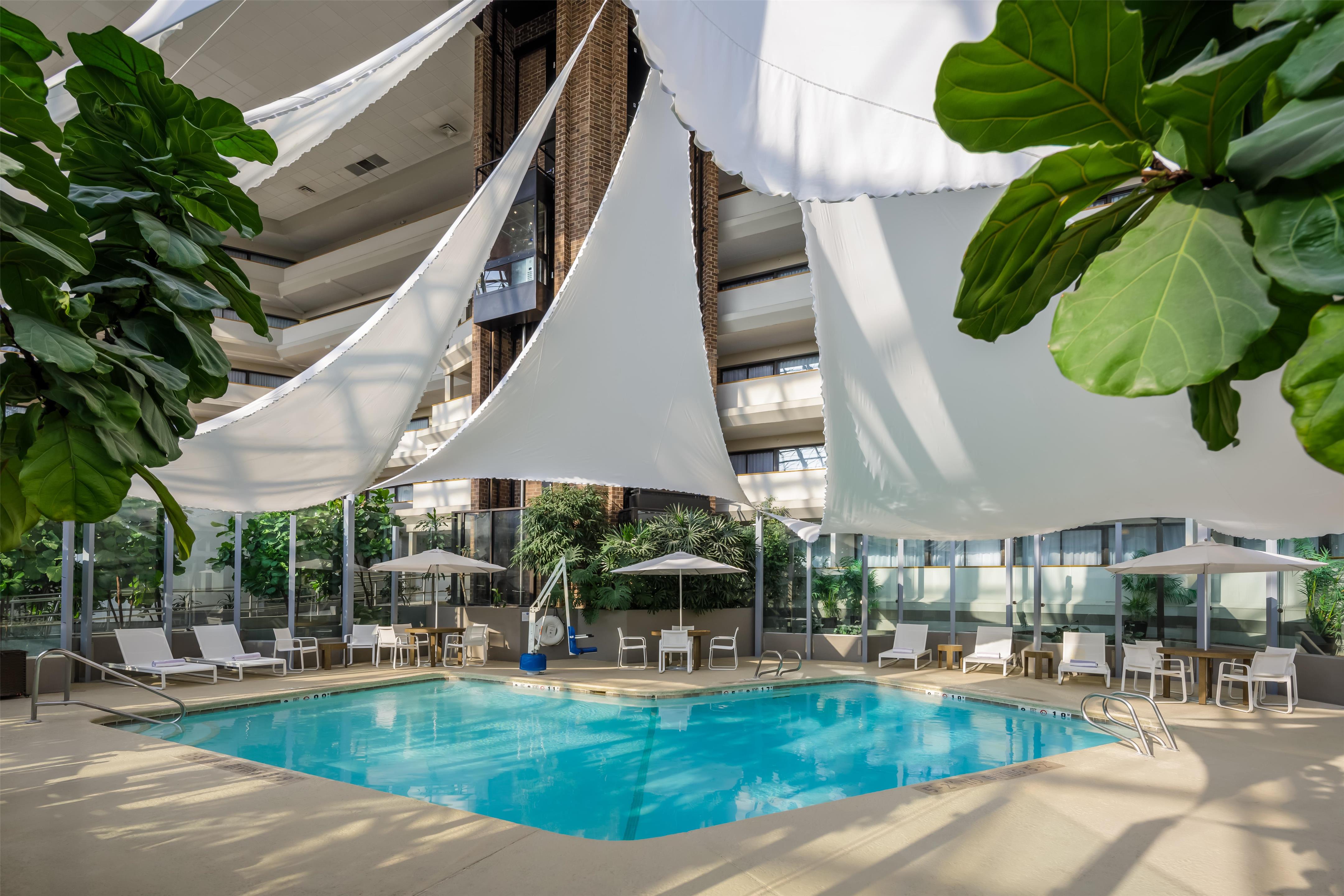 Pool | DoubleTree by Hilton Rochester