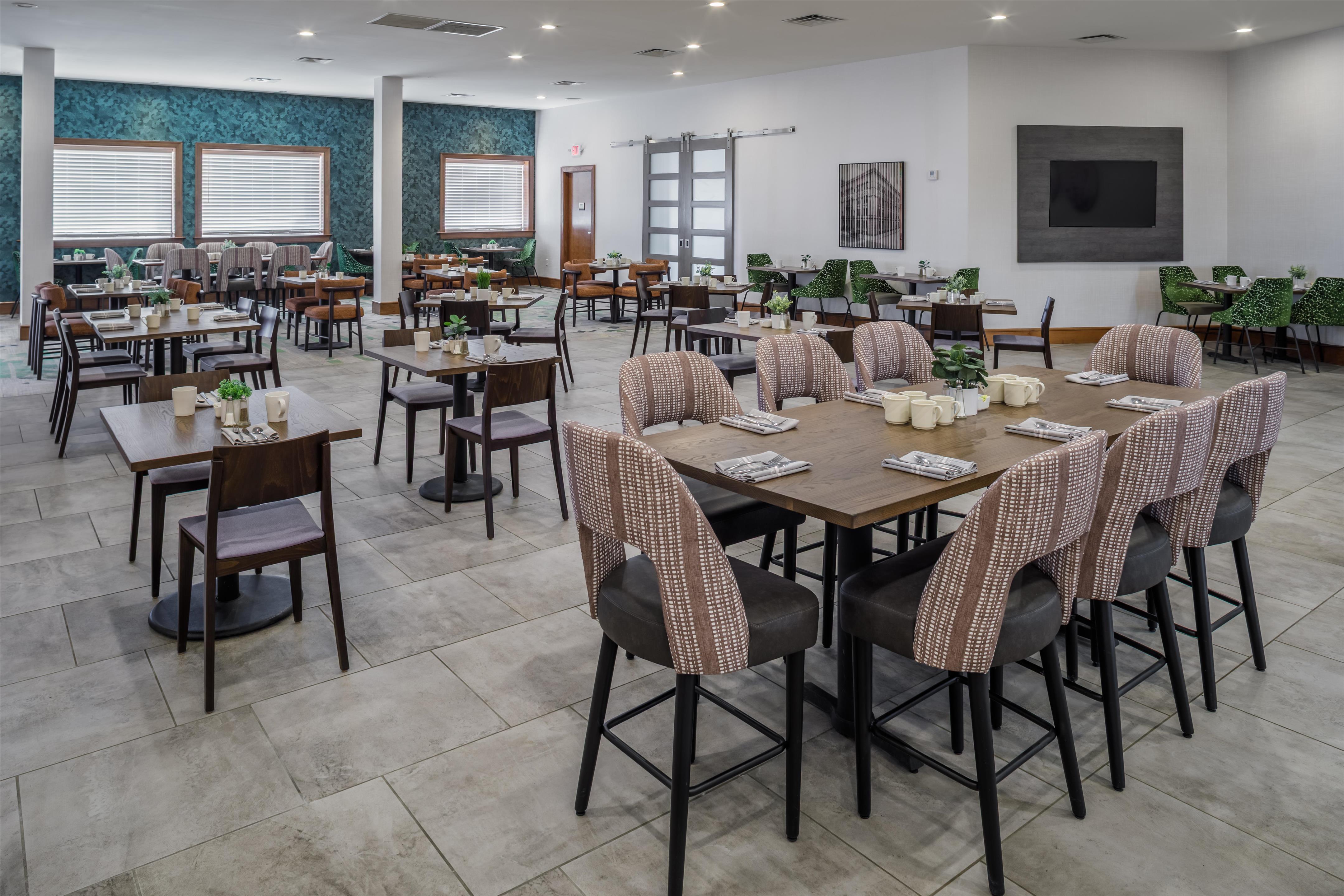 Restaurant | DoubleTree by Hilton Rochester