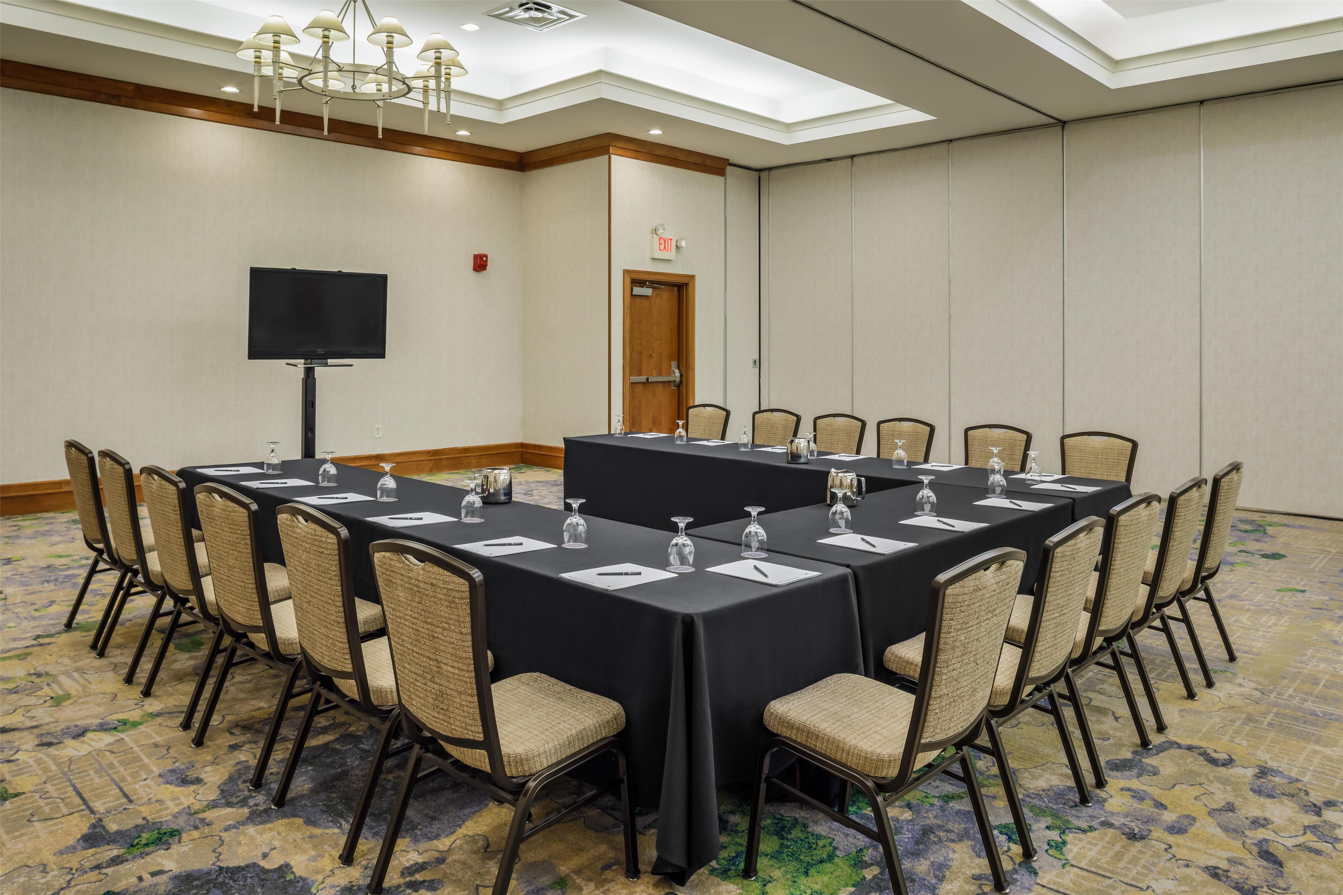 Meeting Room | DoubleTree by Hilton Rochester