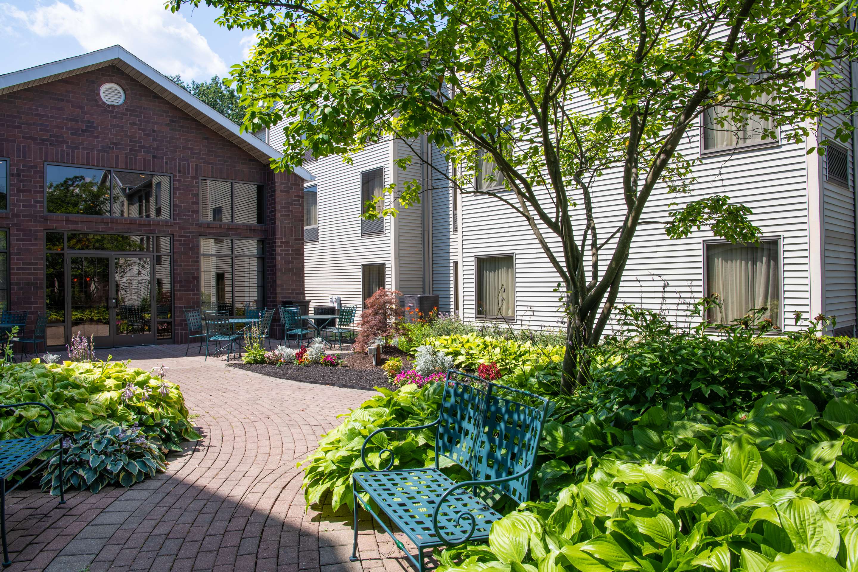Exterior | Hampton Inn & Suites Rochester/Victor