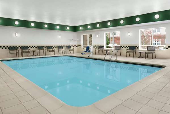 Pool - Homewood Suites by Hilton Henrietta Rochester - I-390, Exit 13