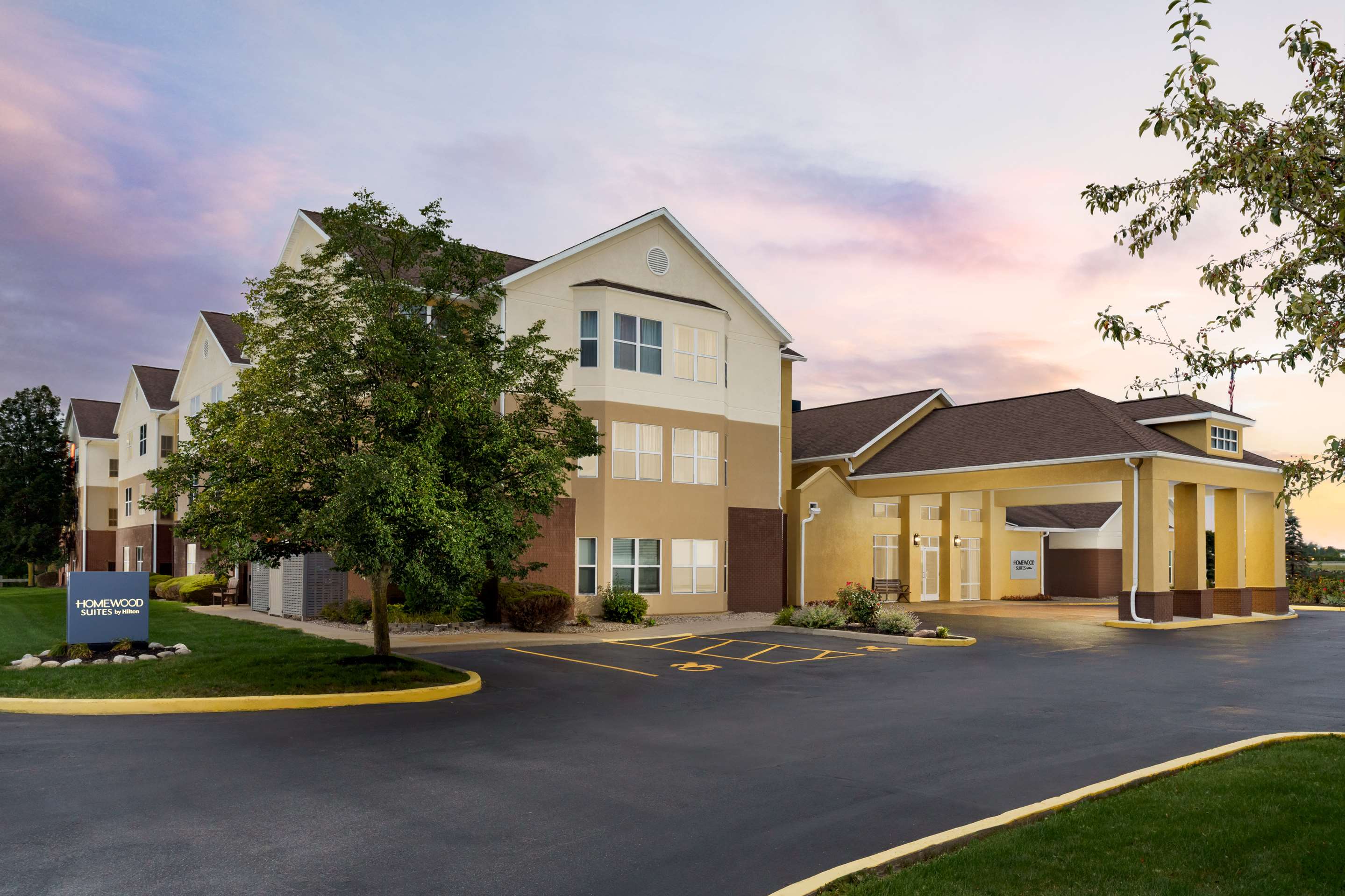 Exterior | Homewood Suites Rochester Henrietta