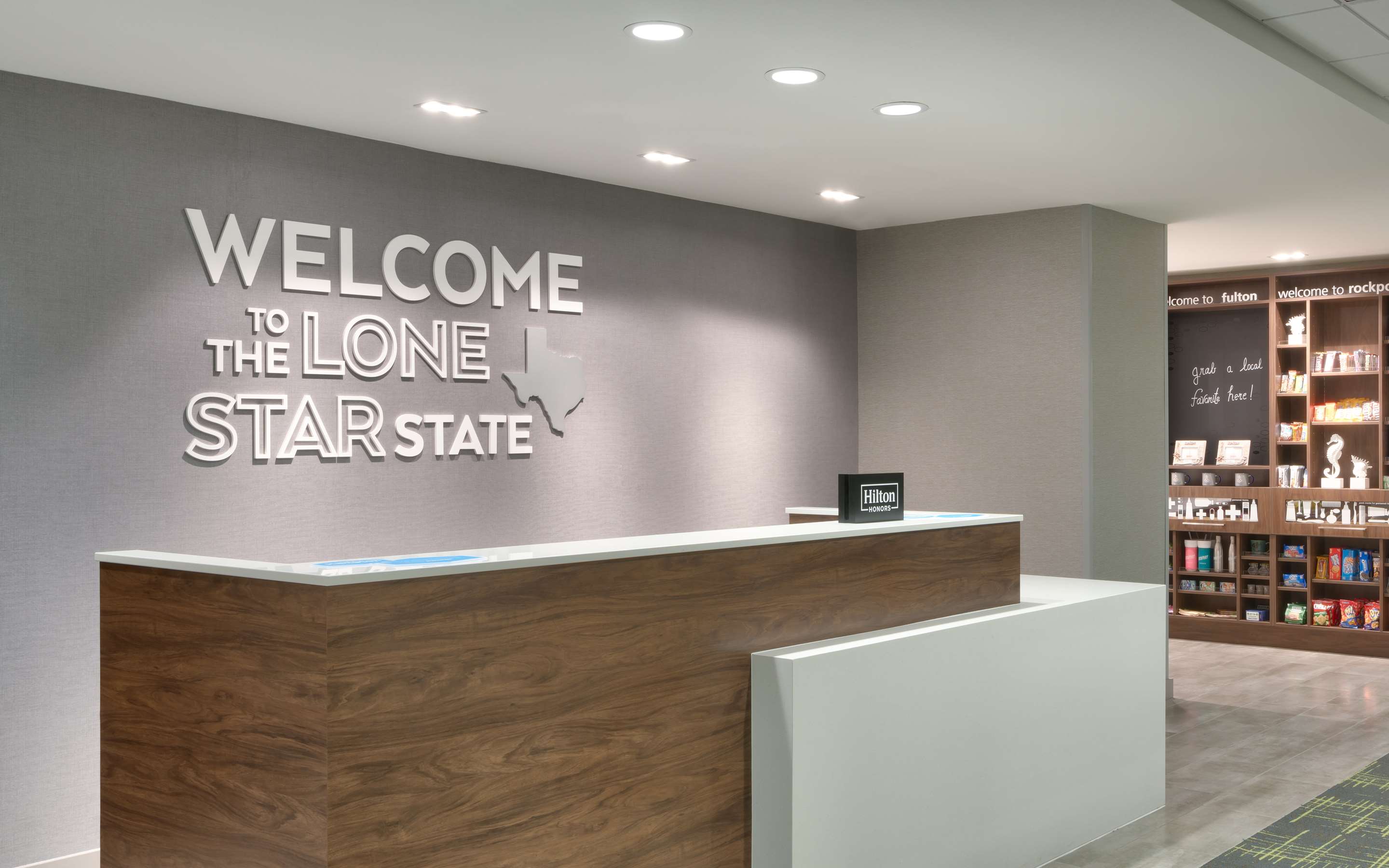 Reception | Hampton Inn & Suites Rockport-Fulton