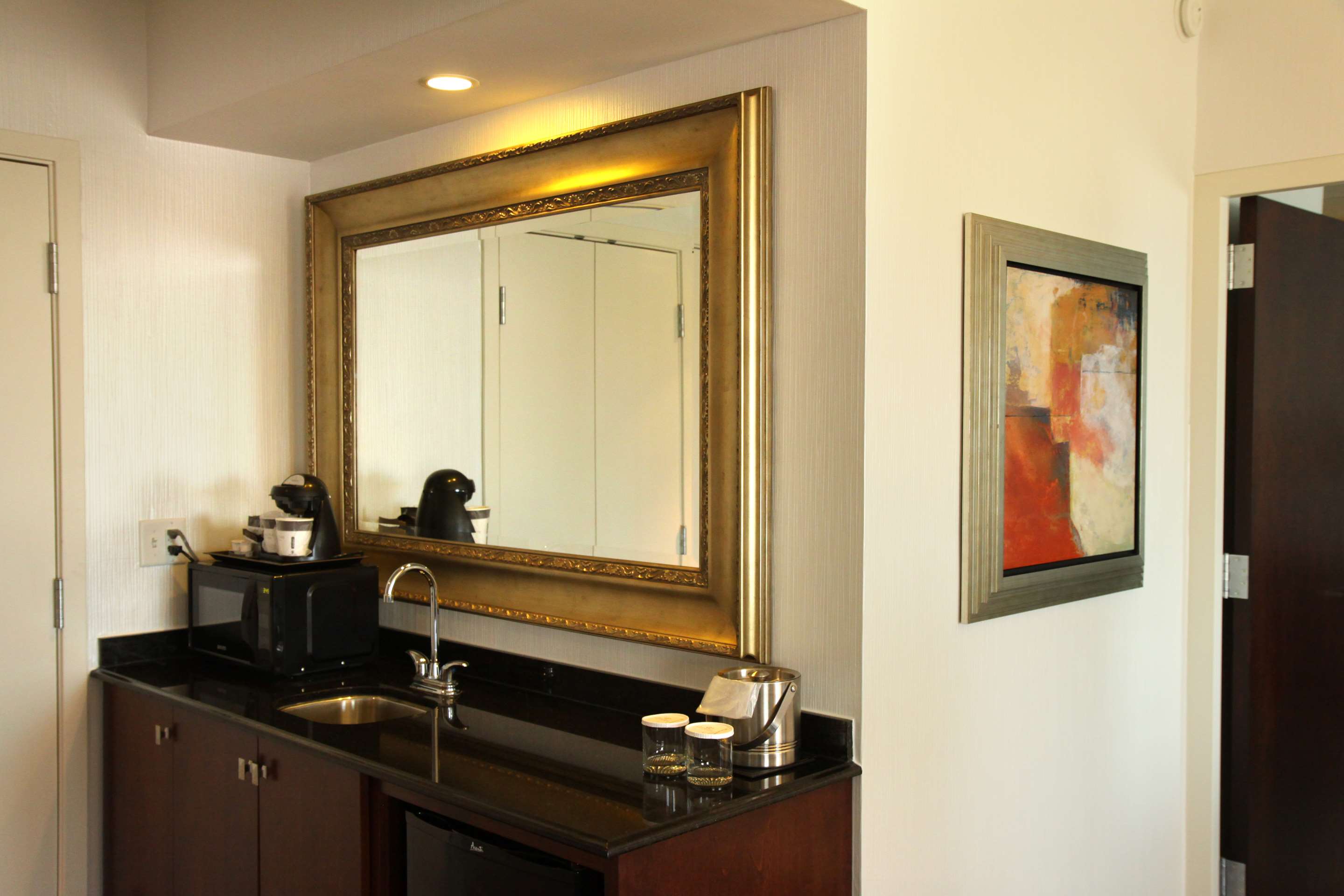 Guest room