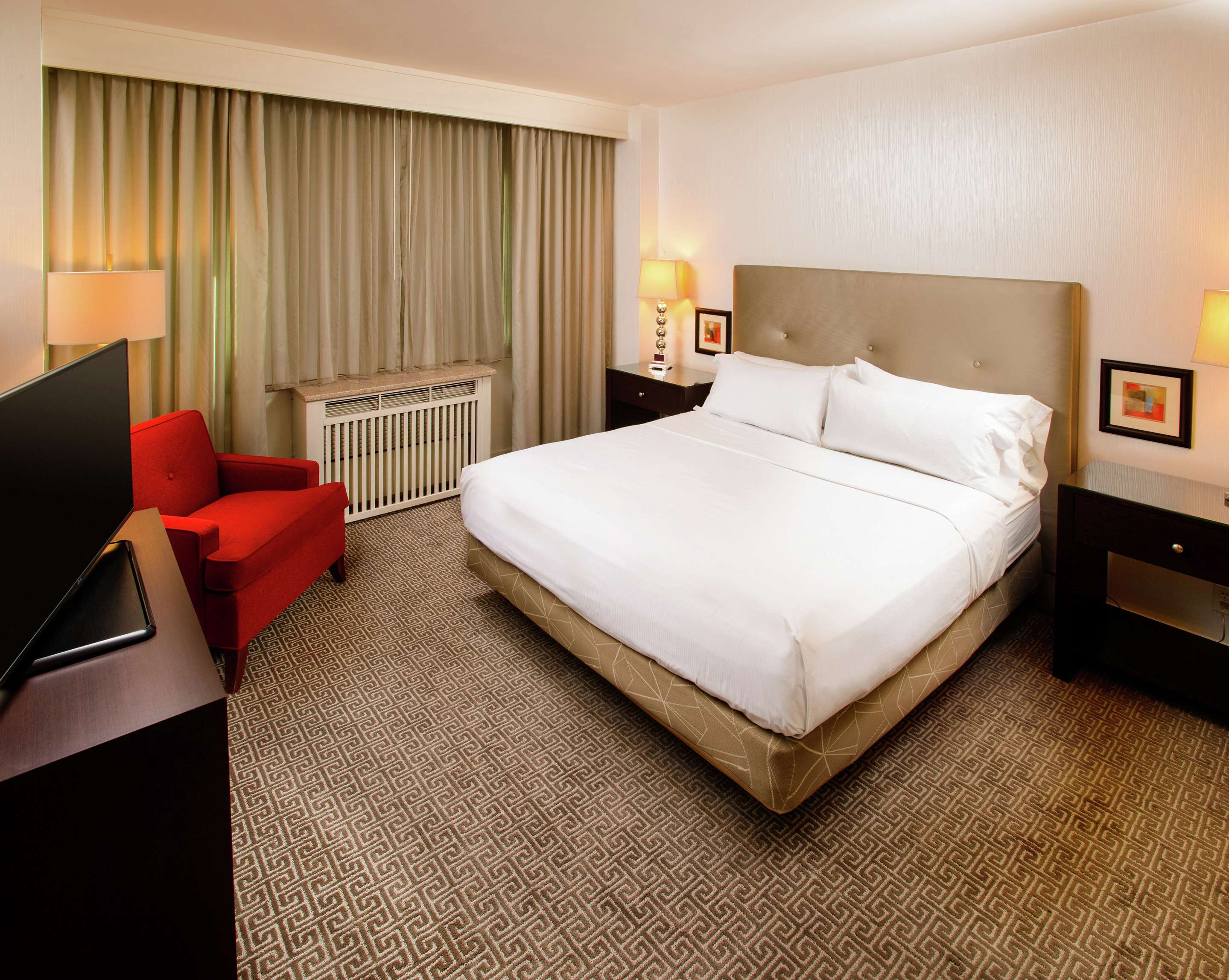 Guest room