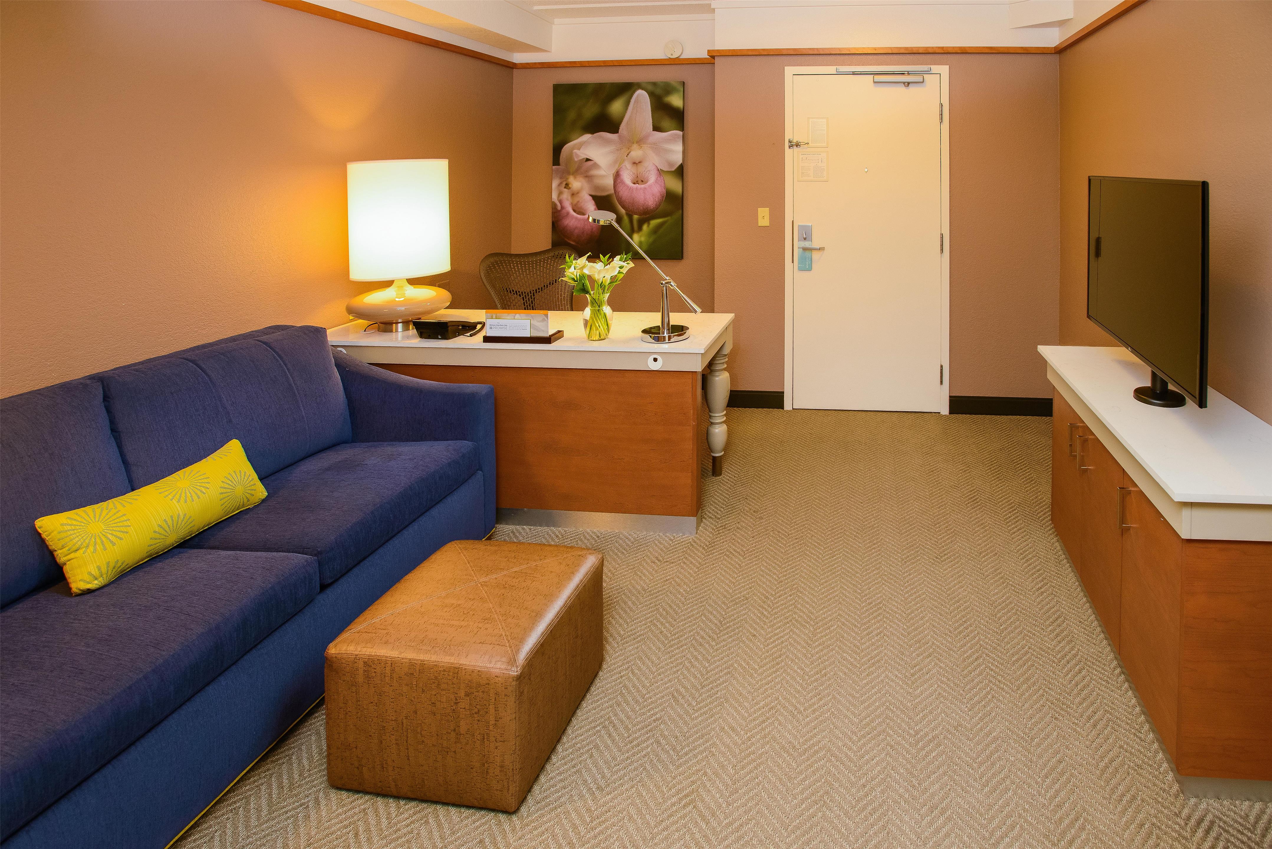 Guest room