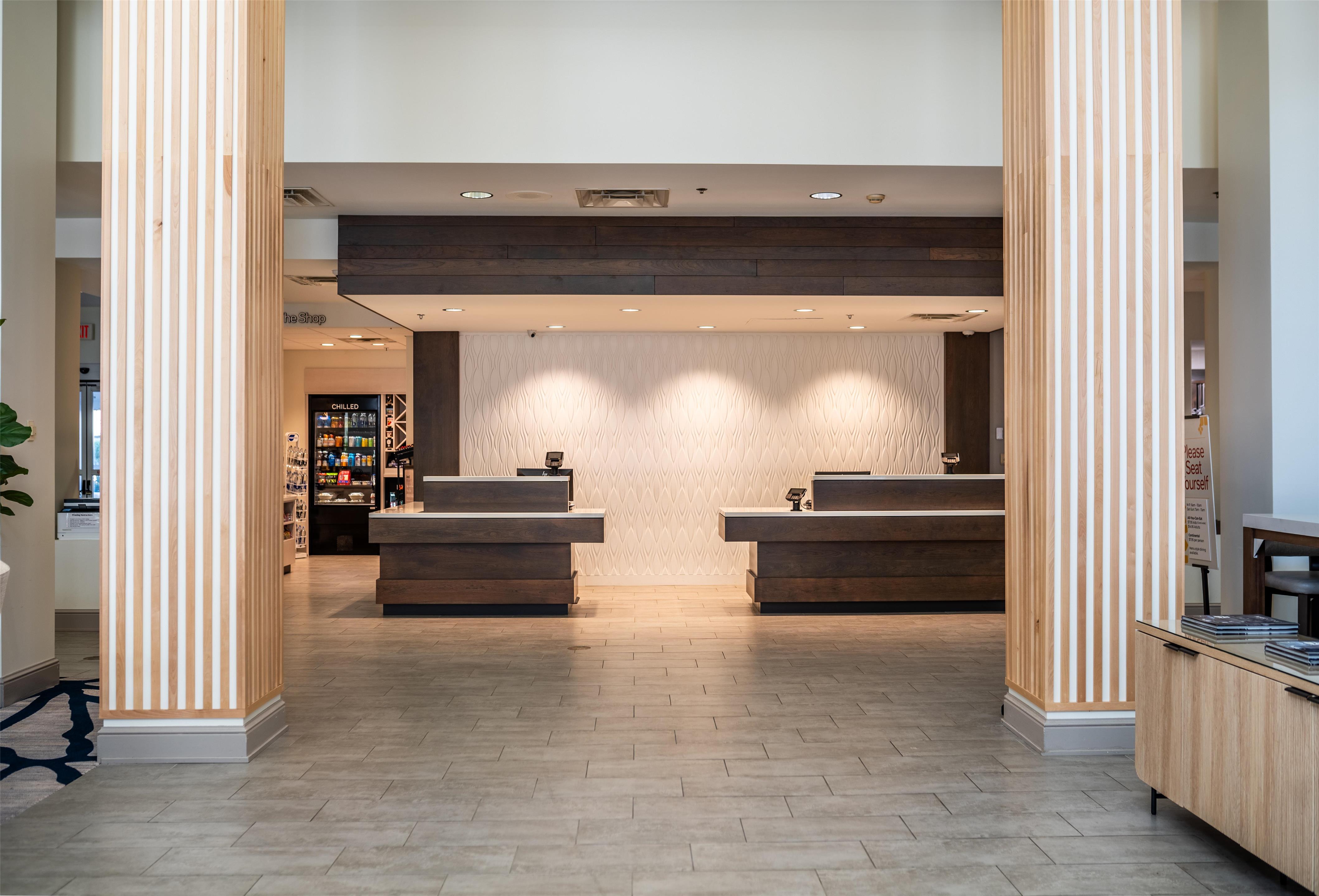 Lobby | Hilton Garden Inn Rochester Downtown, MN
