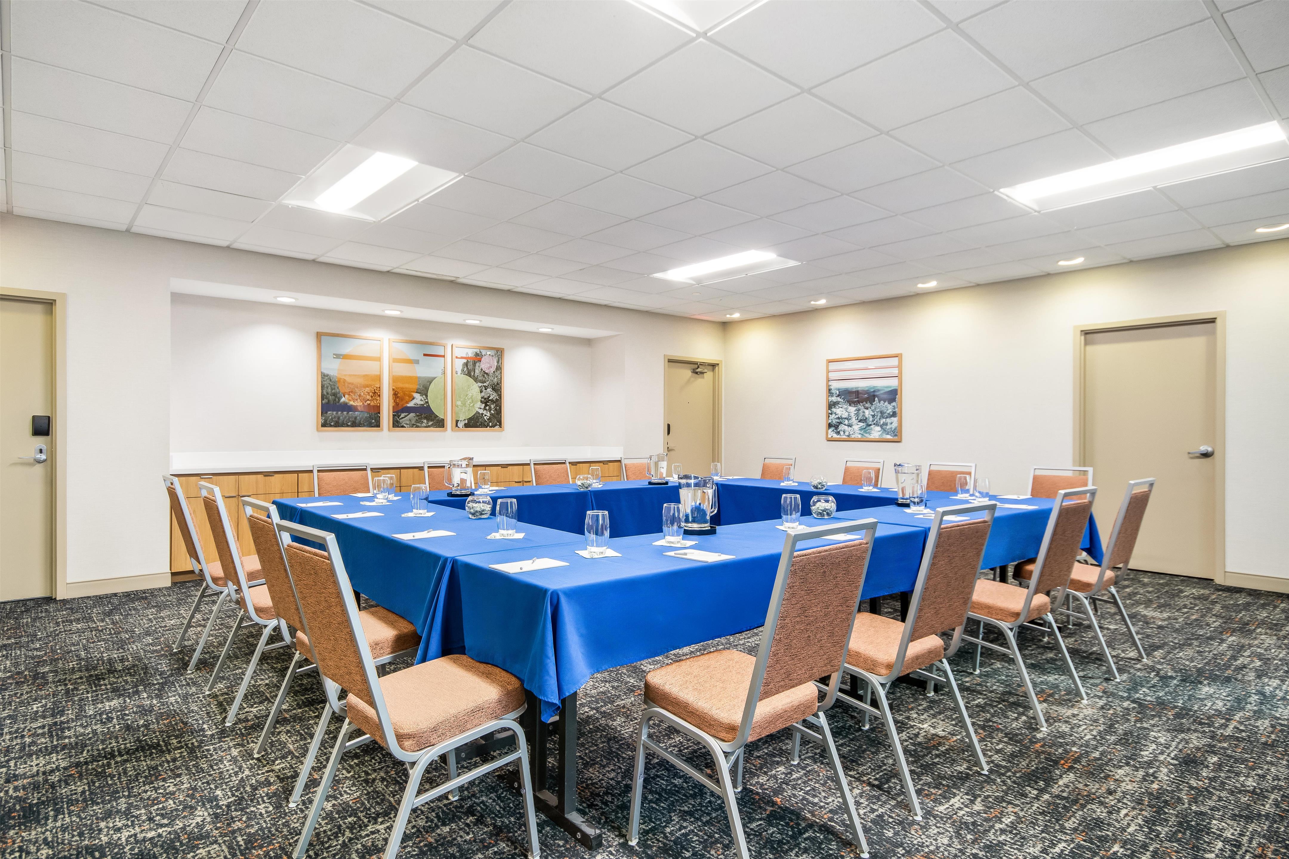 Meeting Room | Hampton Inn Rutland