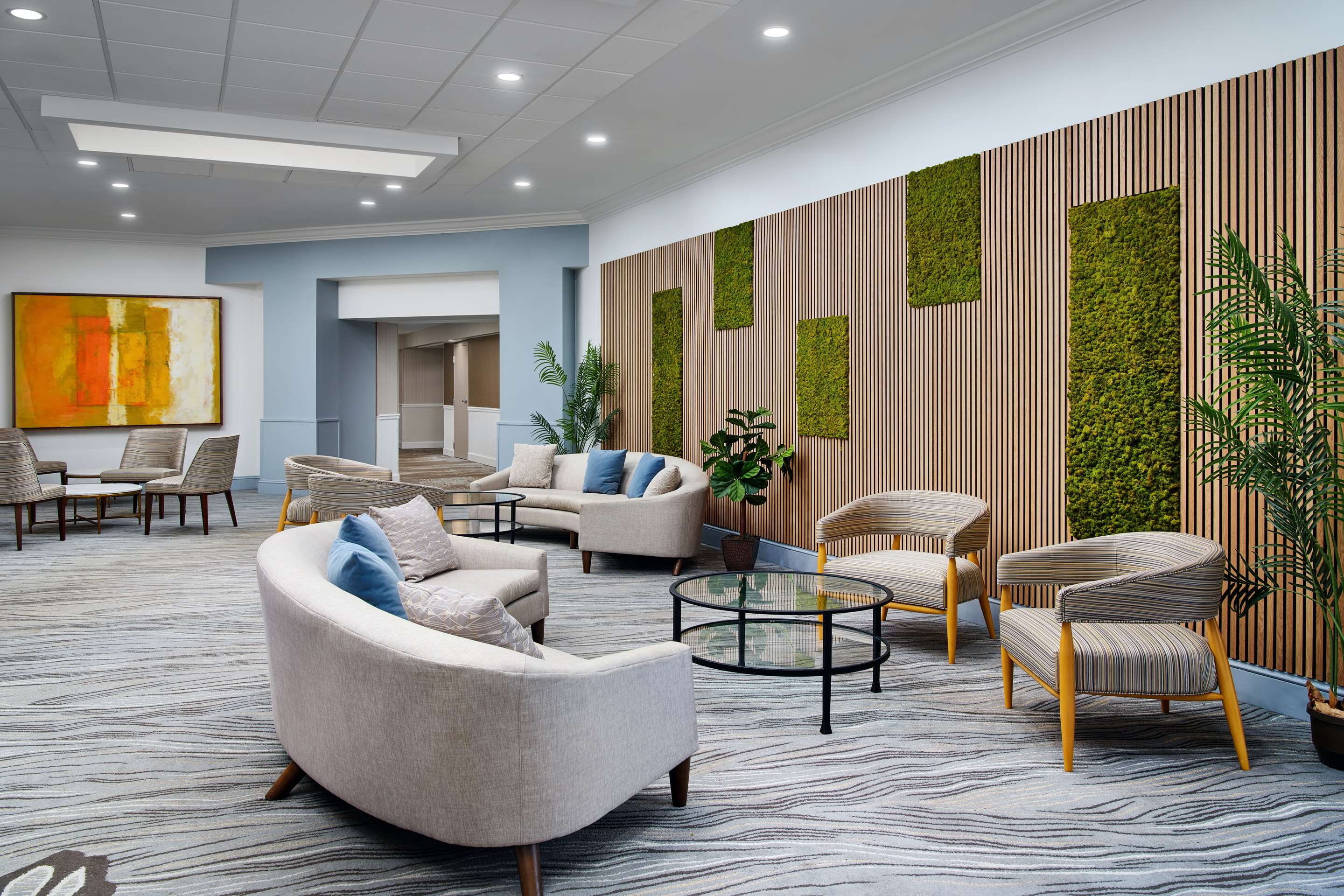 Lobby | DoubleTree by Hilton Hotel Rocky Mount