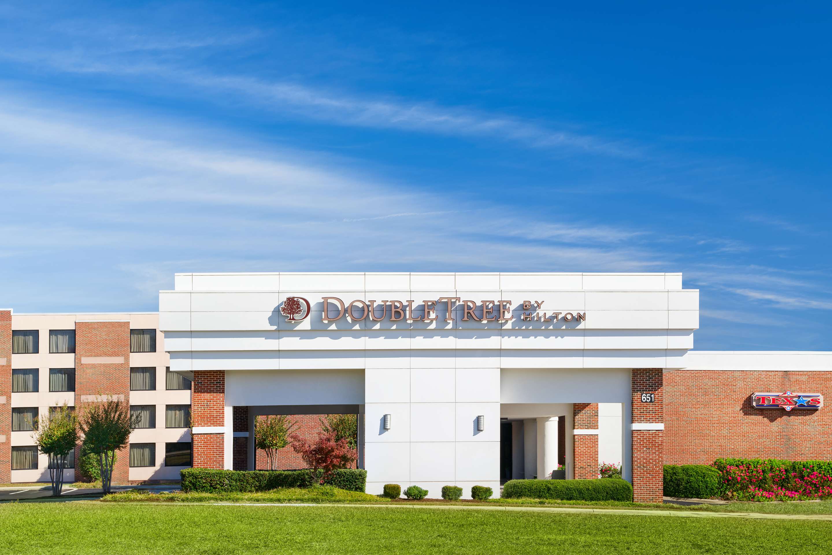 Exterior | DoubleTree by Hilton Hotel Rocky Mount