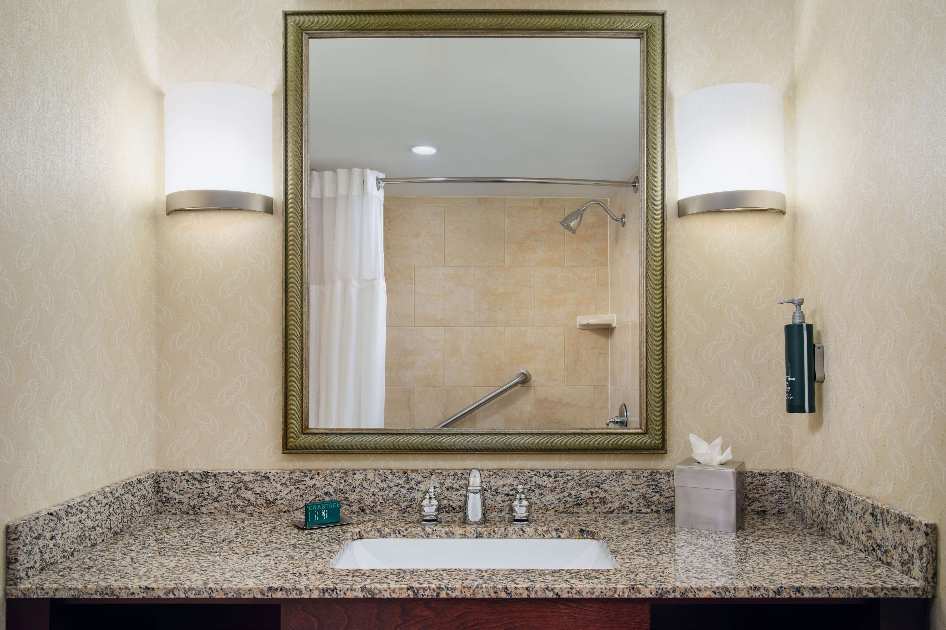 DoubleTree by Hilton Hotel Rocky Mount Room Type - 1KING W  QUEEN SOFABED NS