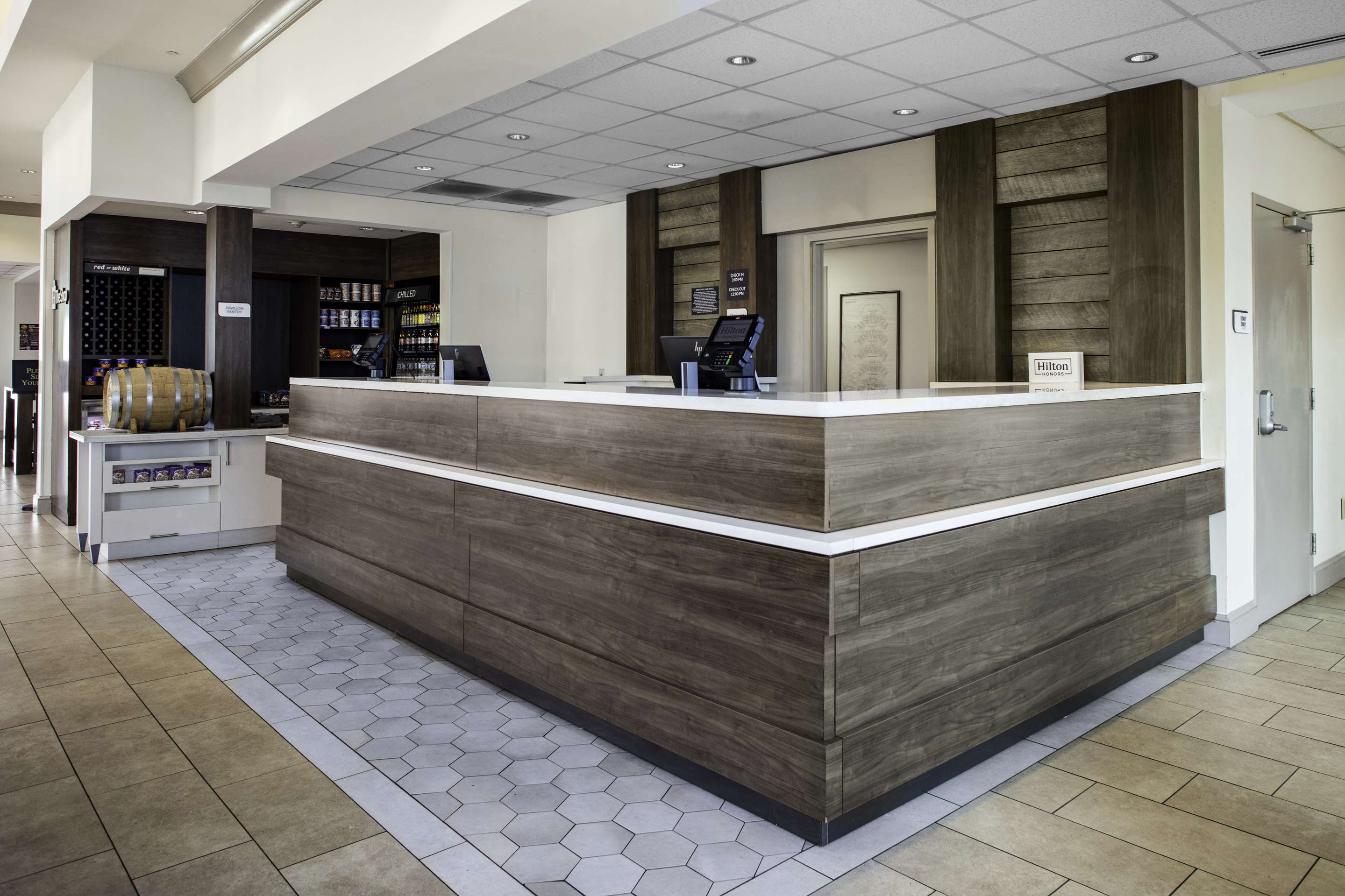 Reception | Hilton Garden Inn Roanoke Rapids