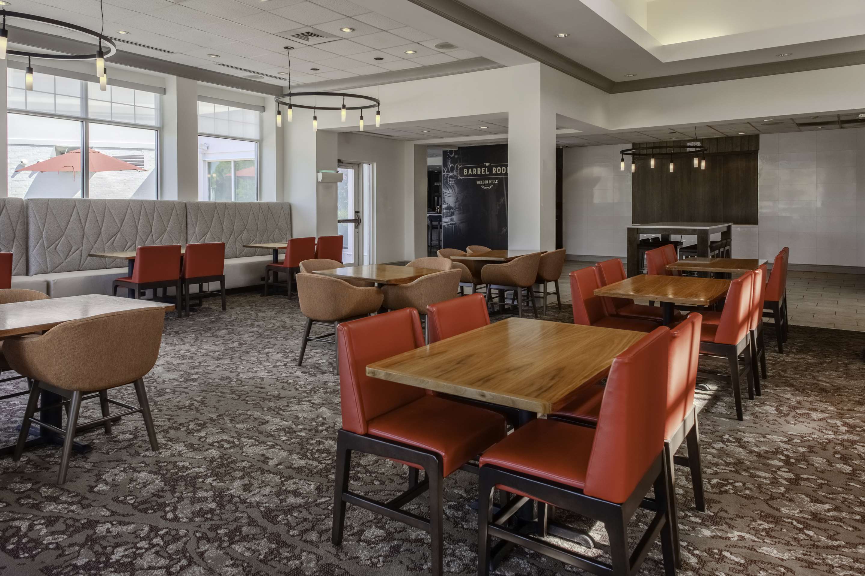 Restaurant | Hilton Garden Inn Roanoke Rapids