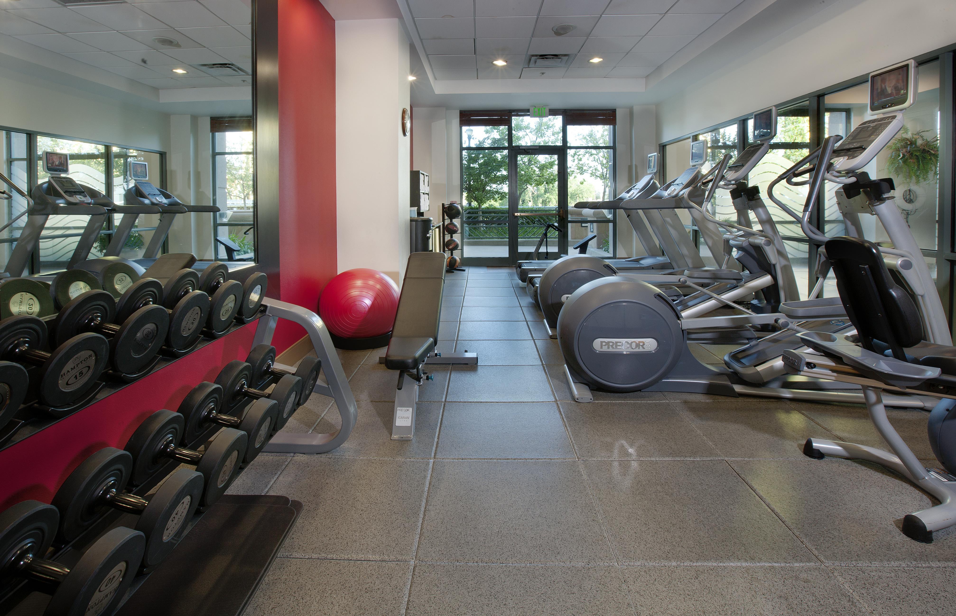 Pool | Embassy Suites by Hilton Sacramento Riverfront Promenade