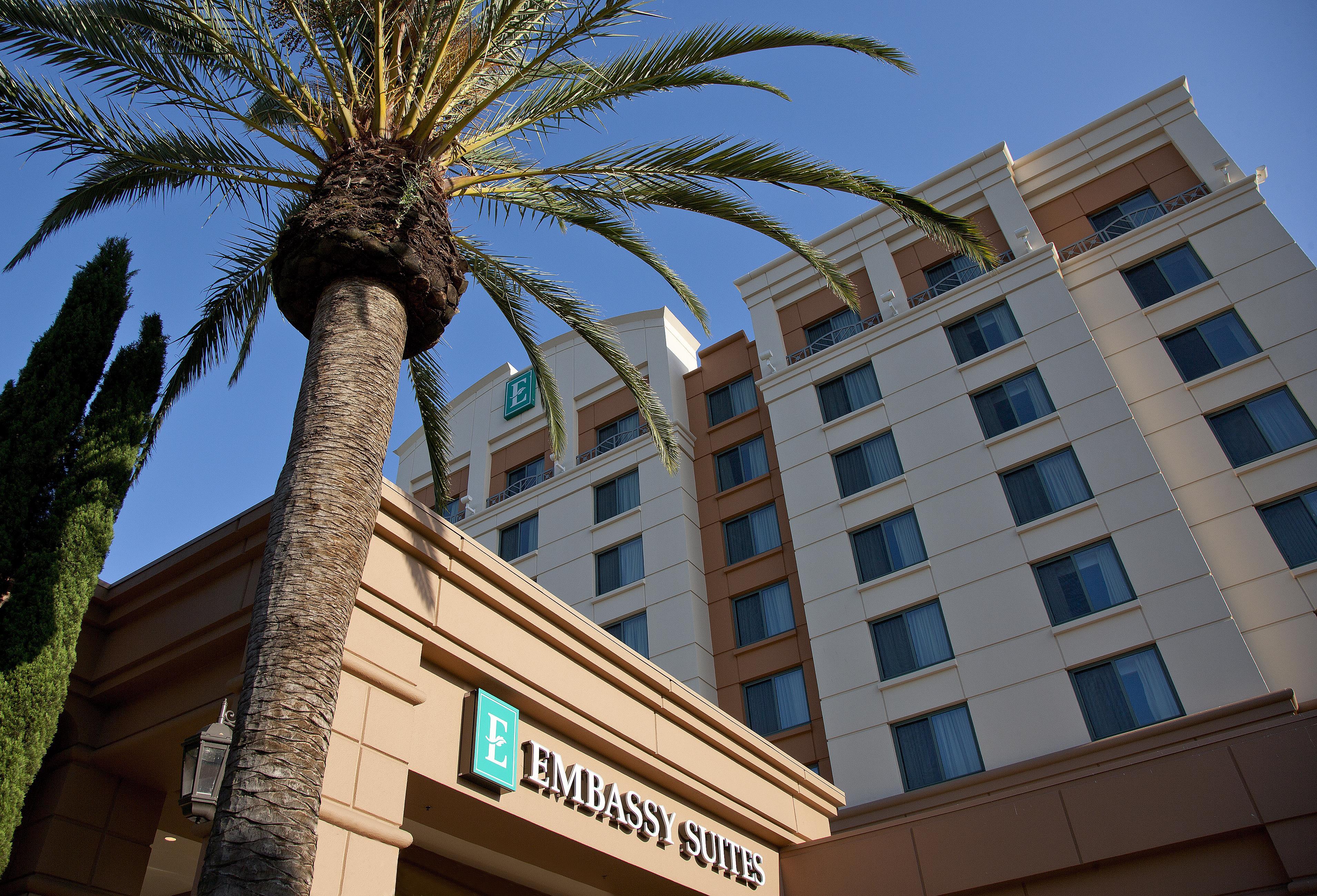 Exterior | Embassy Suites by Hilton Sacramento Riverfront Promenade