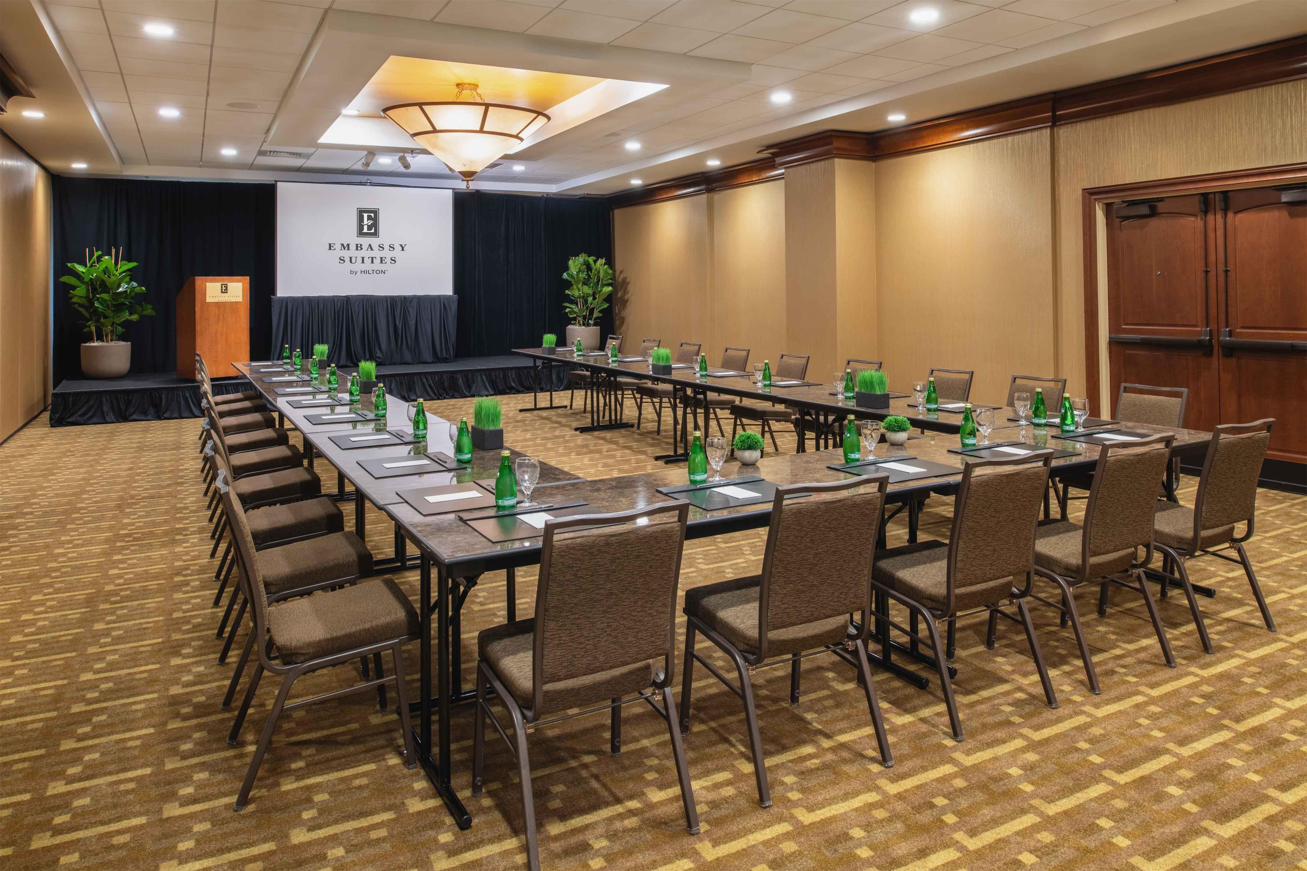 Meeting Room | Embassy Suites by Hilton Sacramento Riverfront Promenade
