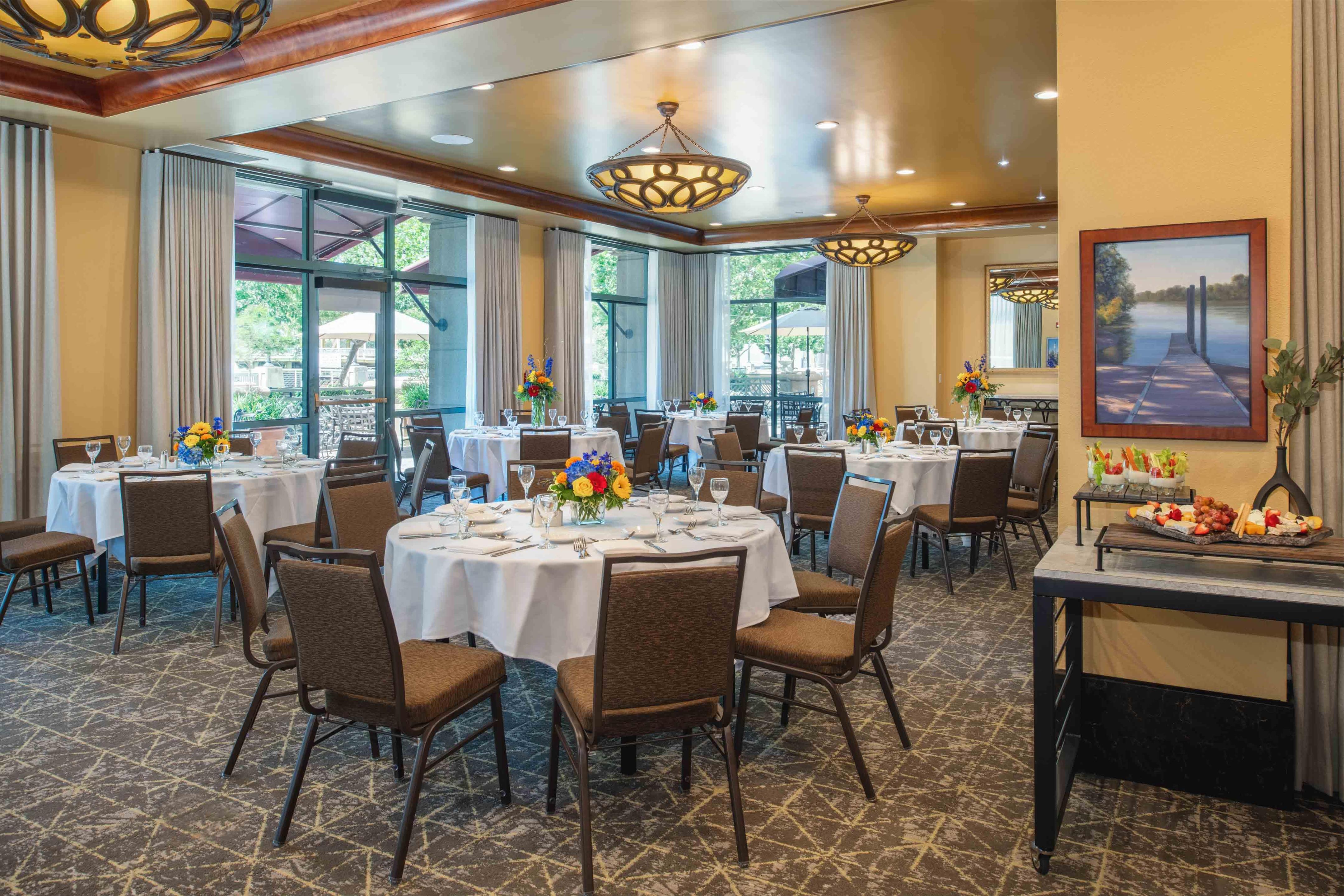 Meeting Room | Embassy Suites by Hilton Sacramento Riverfront Promenade