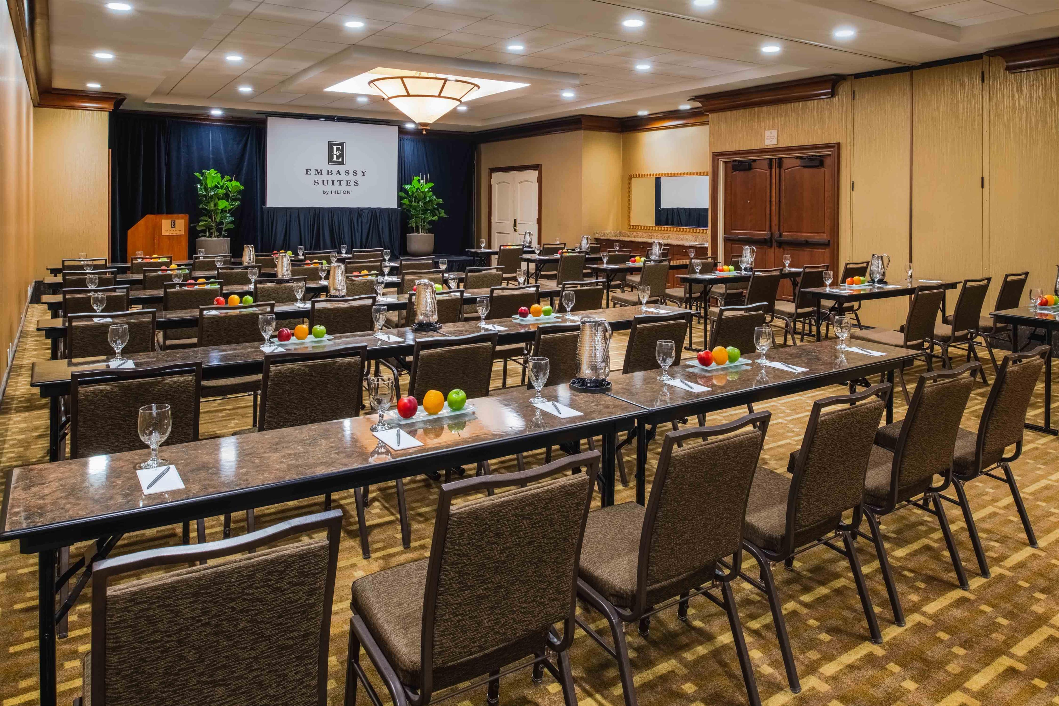 Meeting Room | Embassy Suites by Hilton Sacramento Riverfront Promenade