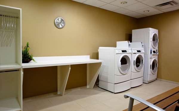  - DoubleTree by Hilton Hotel Santa Fe