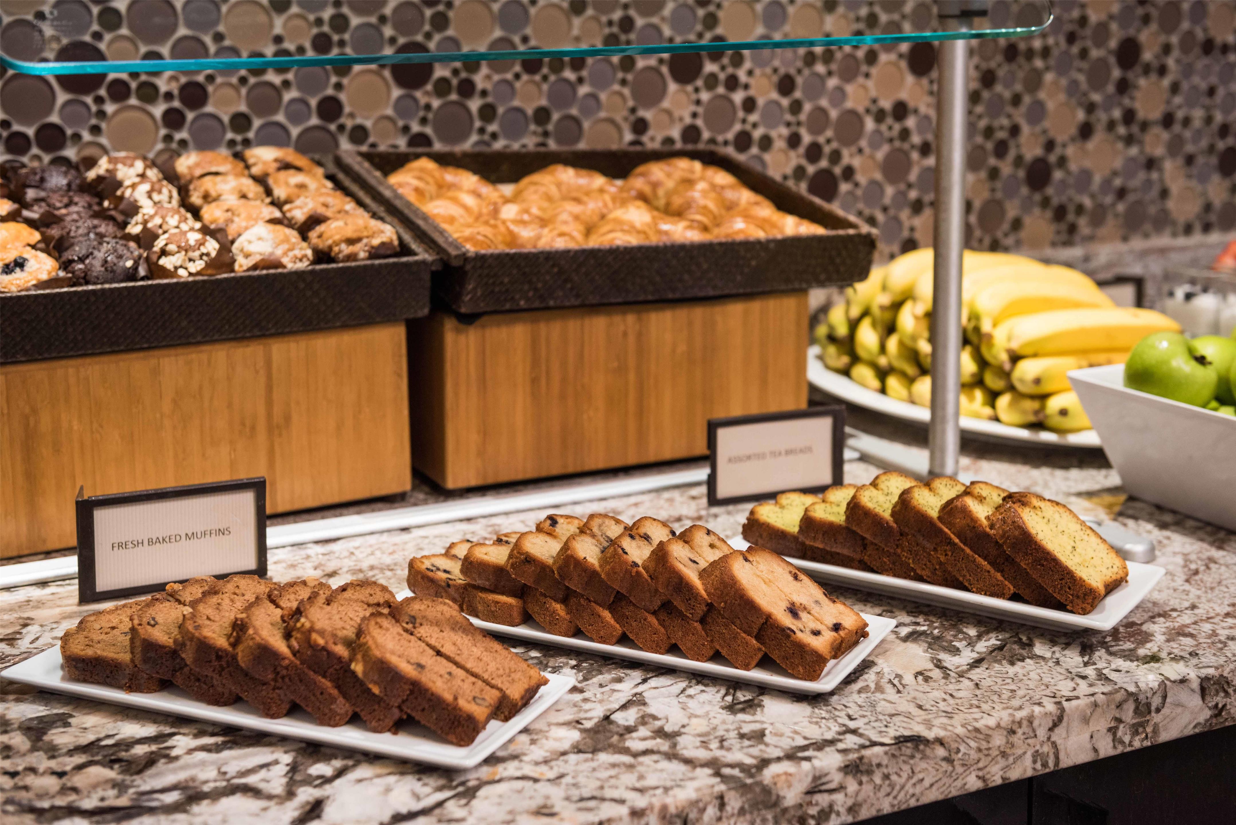 Restaurant | Hilton San Diego Airport/Harbor Island