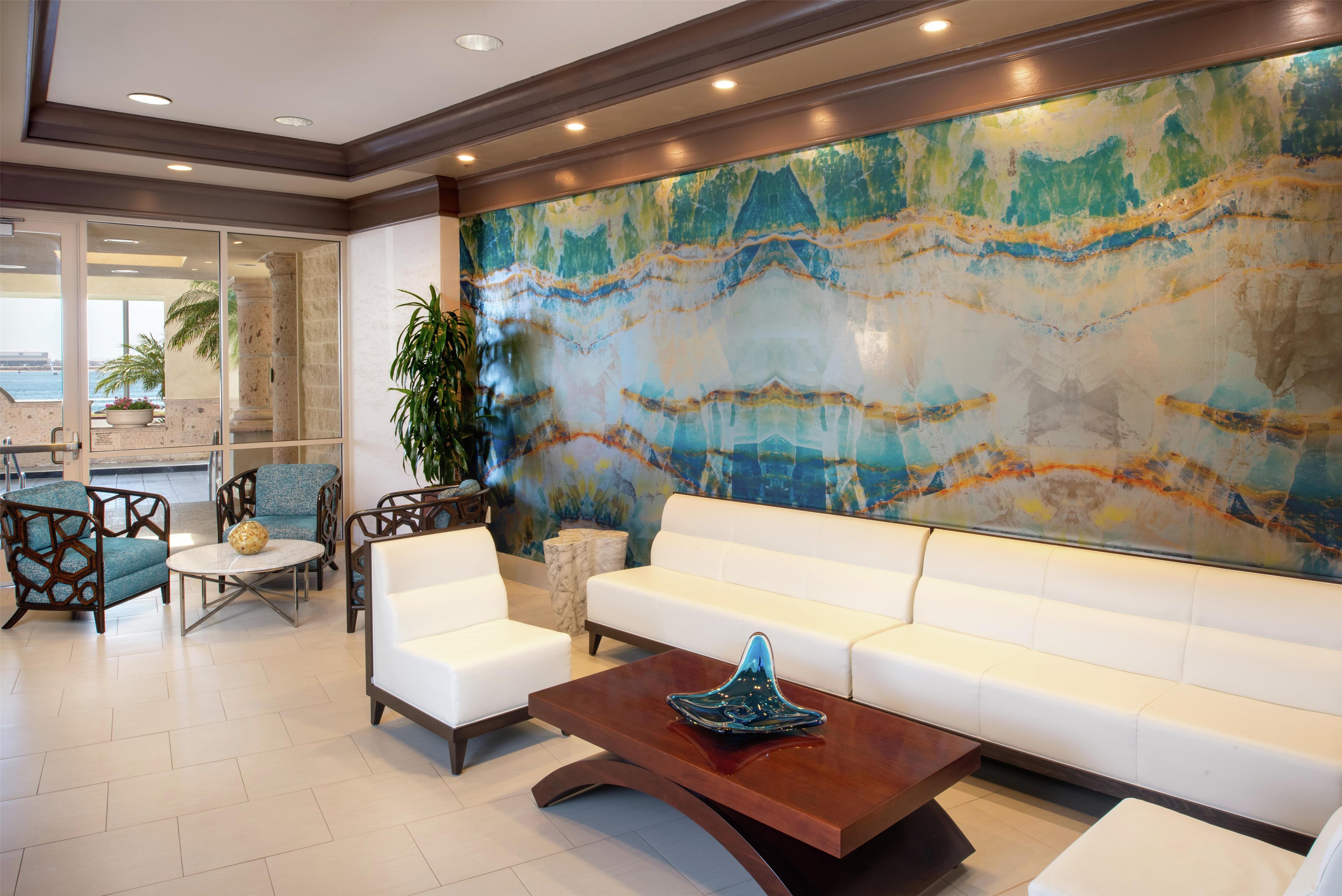 Lobby | Hilton San Diego Airport/Harbor Island