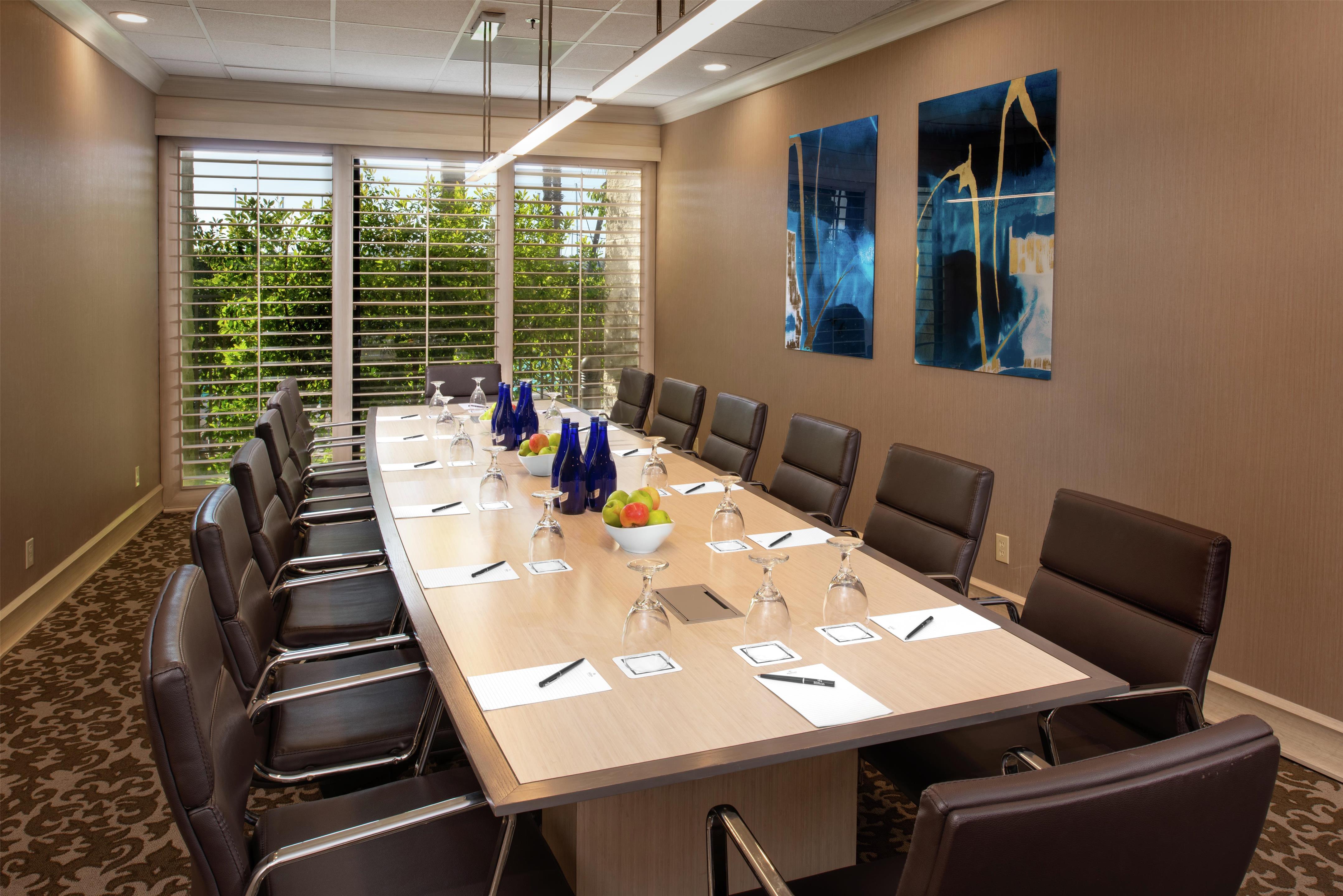 Meeting Room | Hilton San Diego Airport/Harbor Island