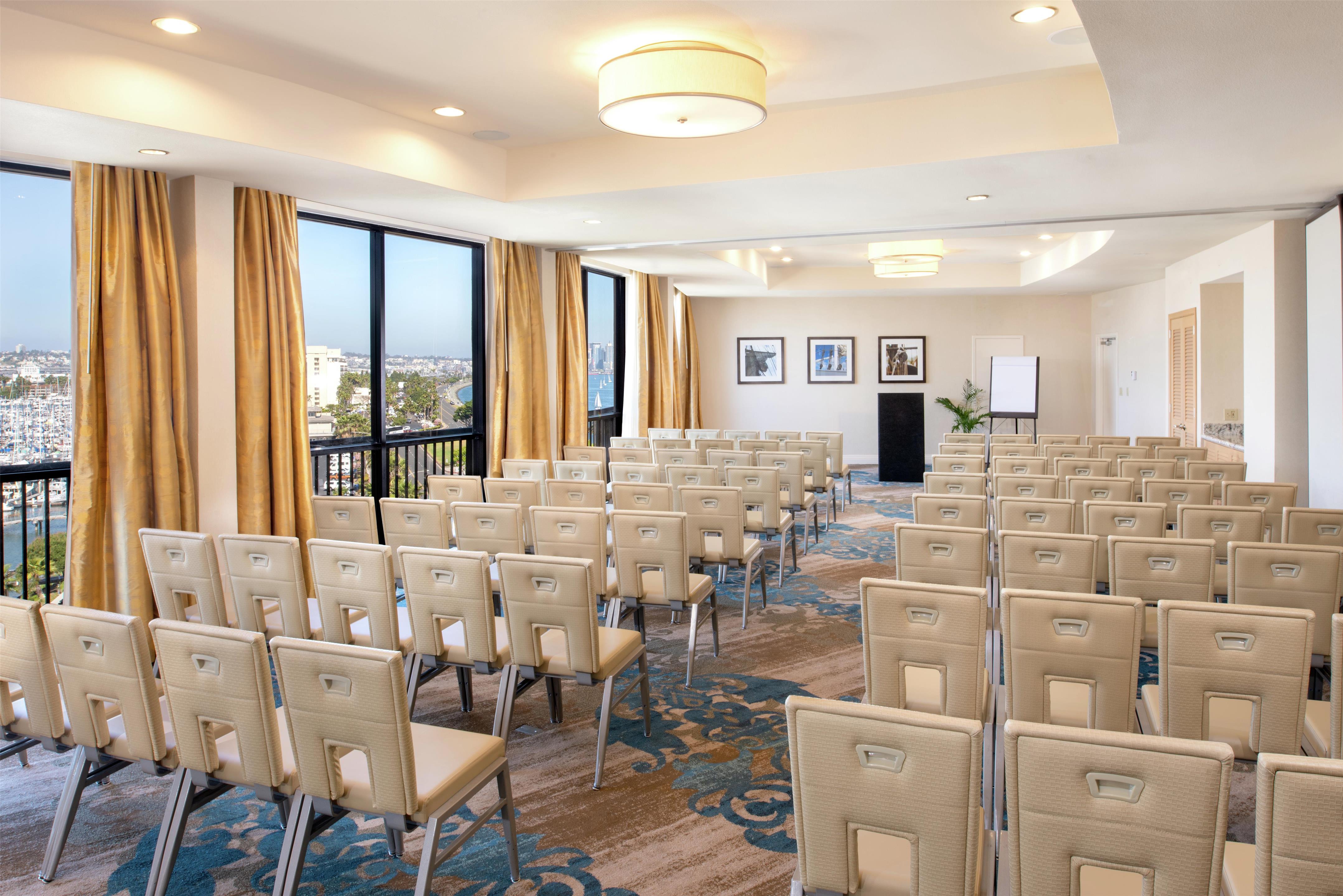 Meeting Room | Hilton San Diego Airport/Harbor Island