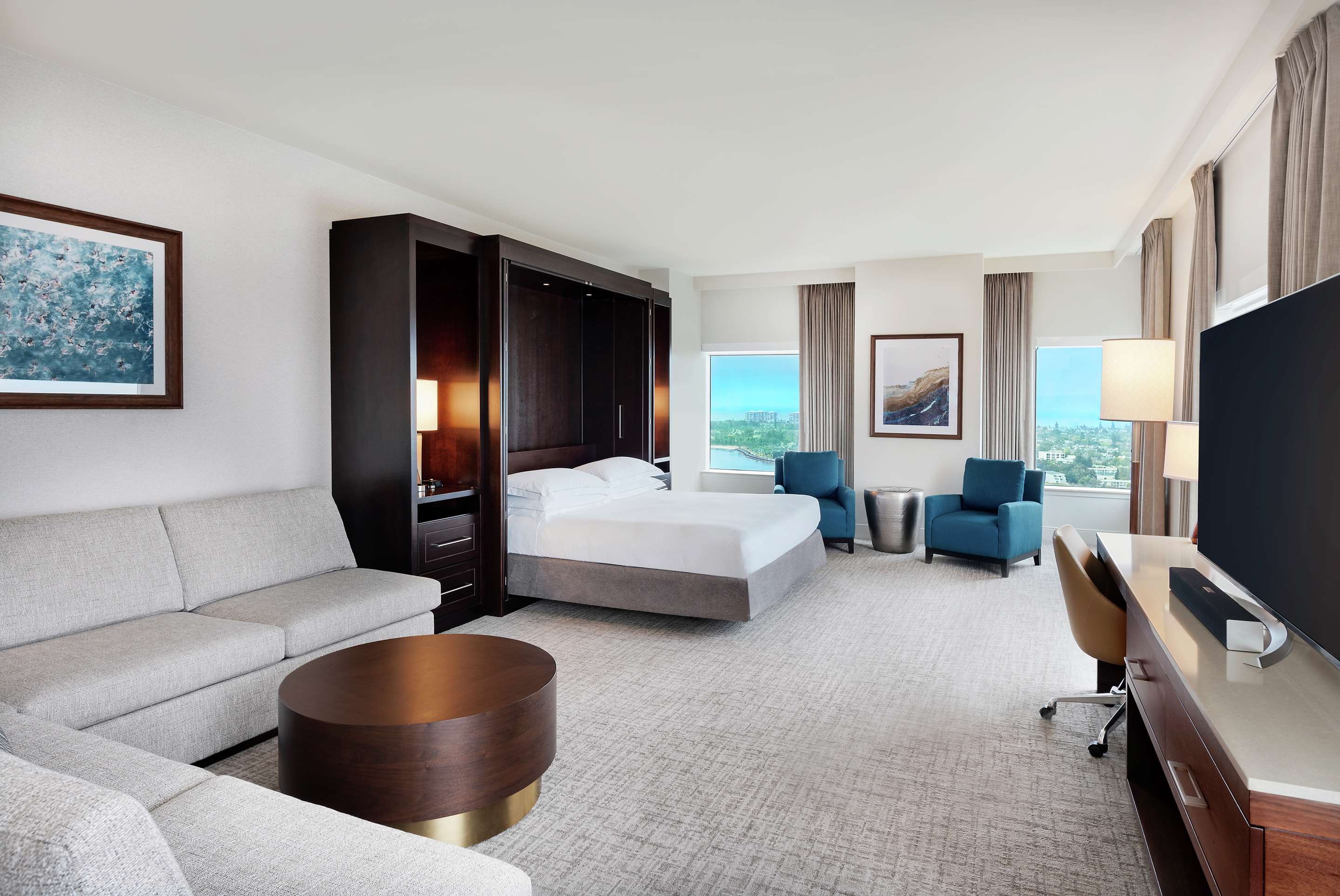 Guest room
