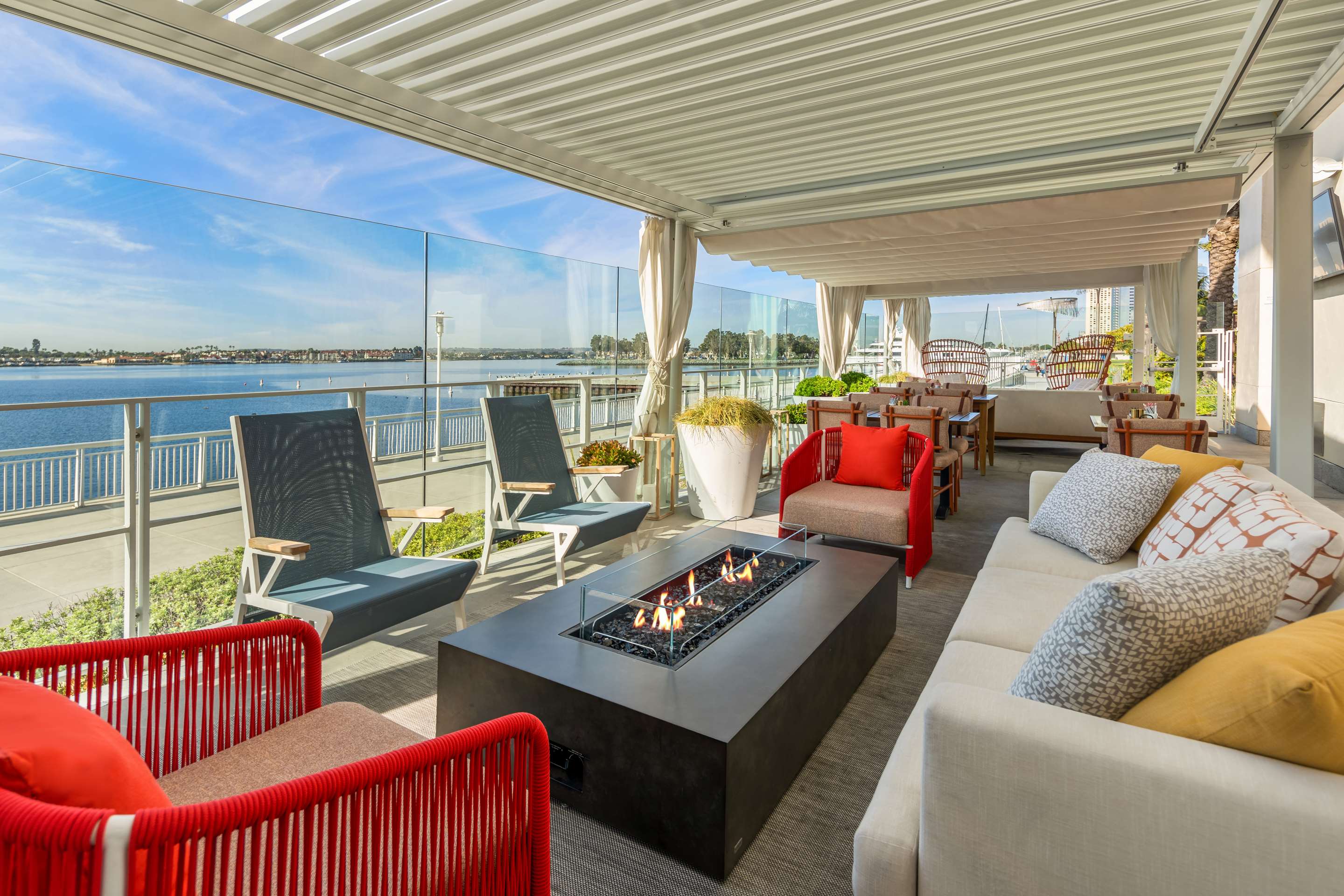 Restaurant | Hilton San Diego Bayfront