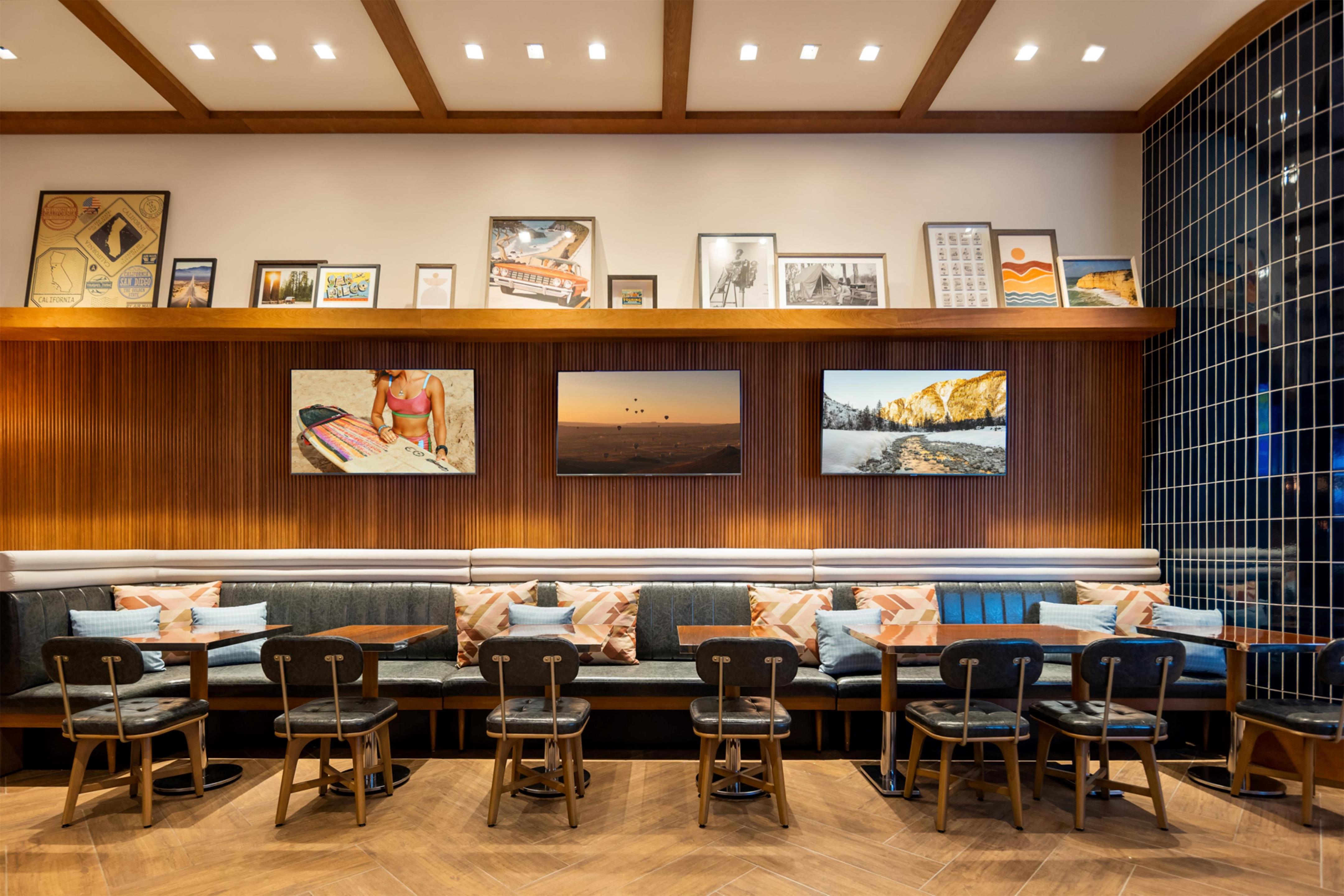 BarLounge | Hilton San Diego Bayfront