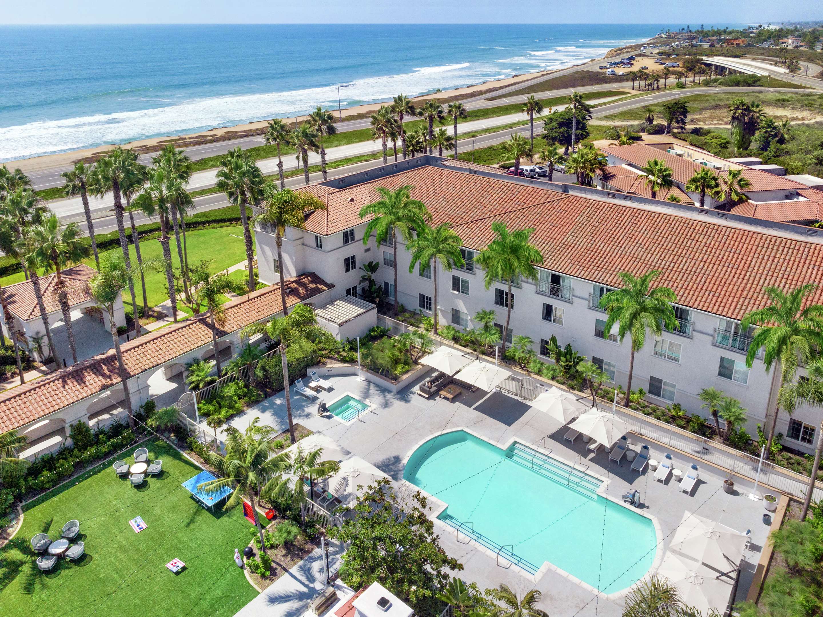 Exterior | Hilton Garden Inn Carlsbad Beach