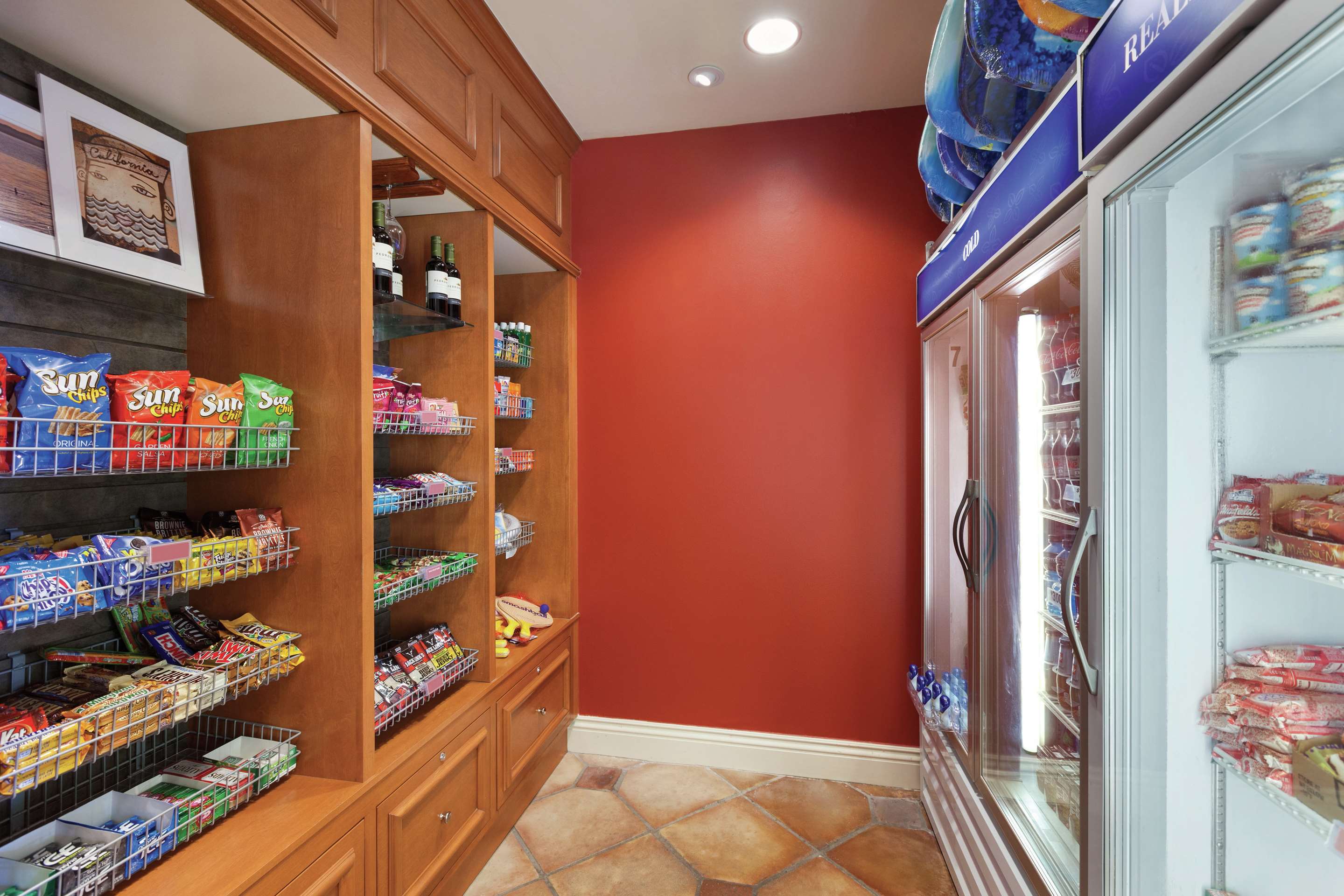 Restaurant | Hilton Garden Inn Carlsbad Beach