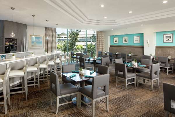 Amenities - DoubleTree by Hilton San Diego Hotel Circle - I-8, Exit 3