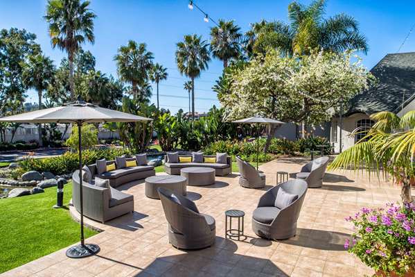 Exterior view - Hilton Hotel Del Mar - I-5, Exit 36