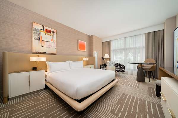  - Hilton Hotel Gaslamp Quarter San Diego