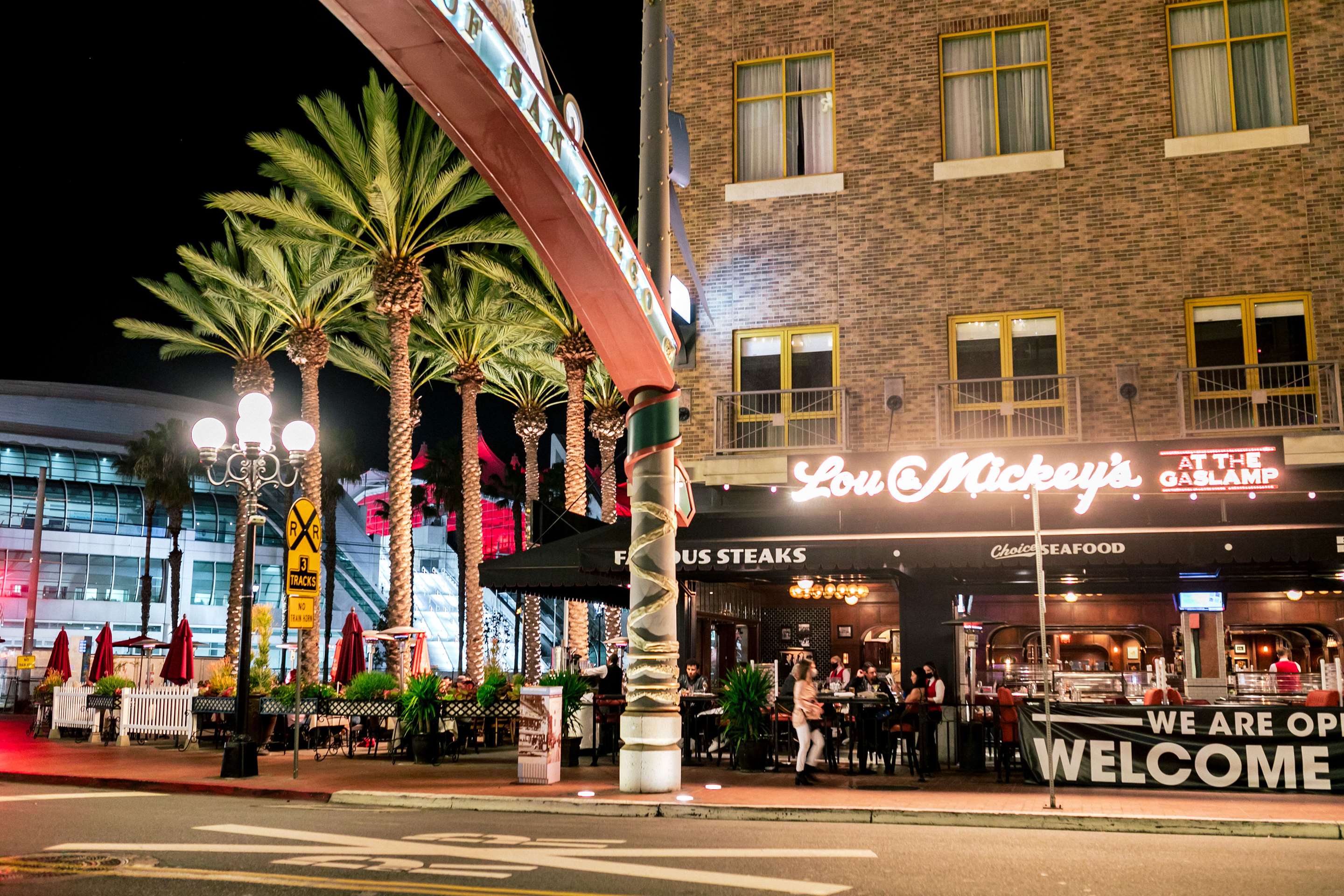 BarLounge | Hilton San Diego Gaslamp Quarter
